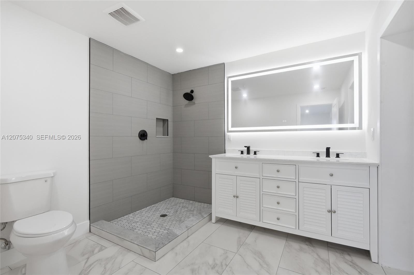 275 W 13th Street, Hialeah, FL 33010 photo 28
