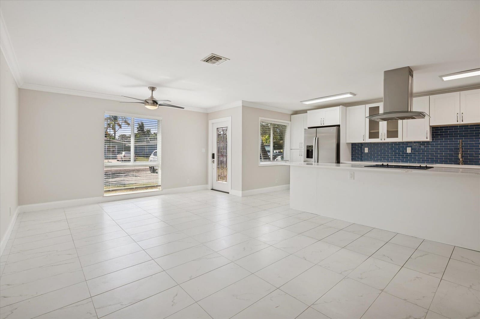 819 SW 13TH Street, Fort Lauderdale, FL 33315 photo 2