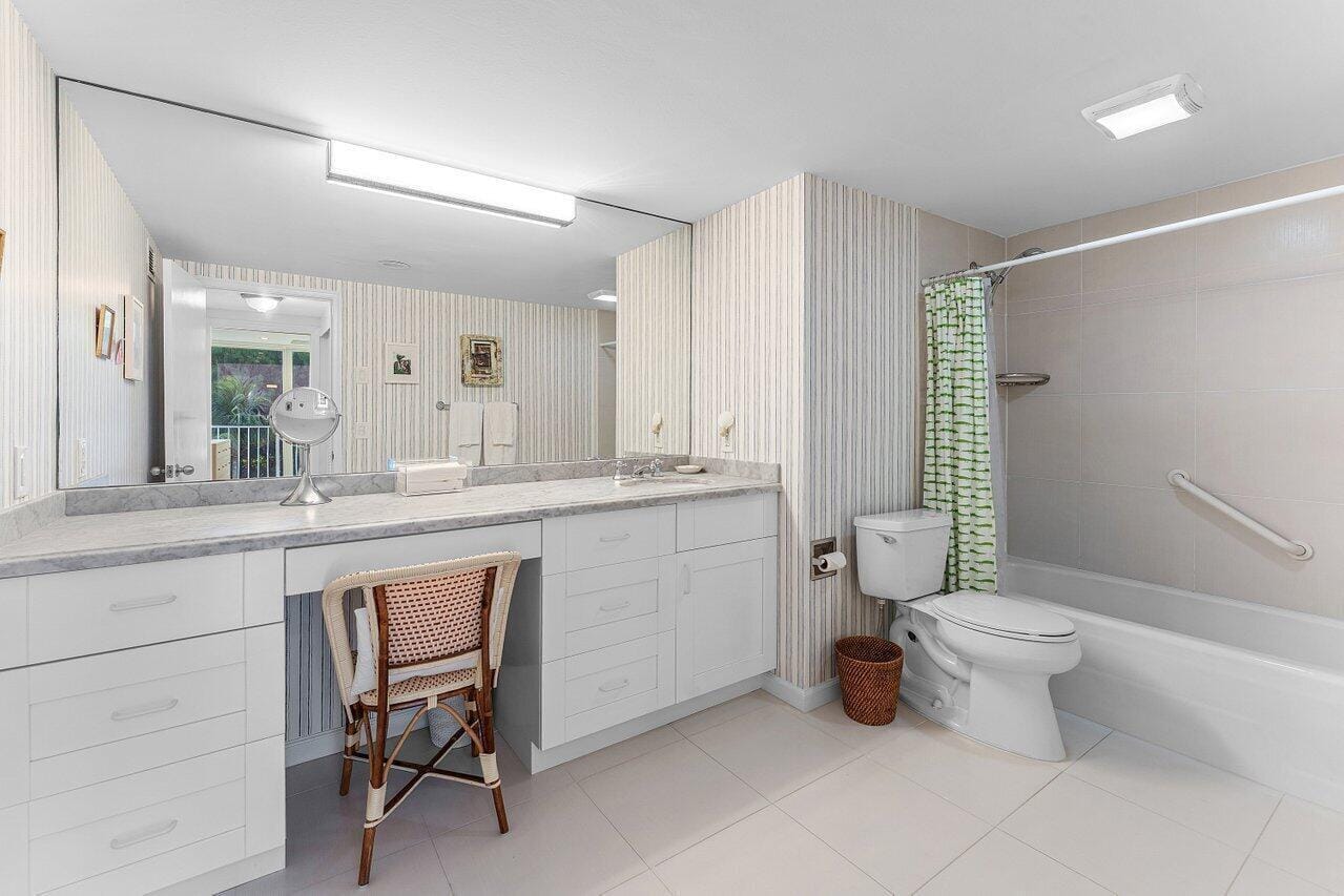 2774 S Ocean Boulevard 409, Palm Beach, FL 33480 photo 17