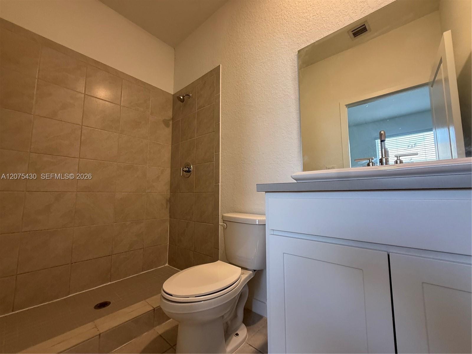 488 NE 5th Terrace — photo 9