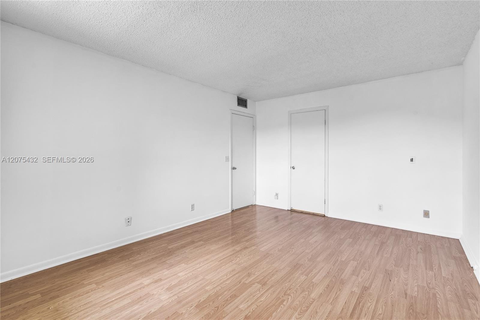 300 SW 134th Way 413E — photo 11