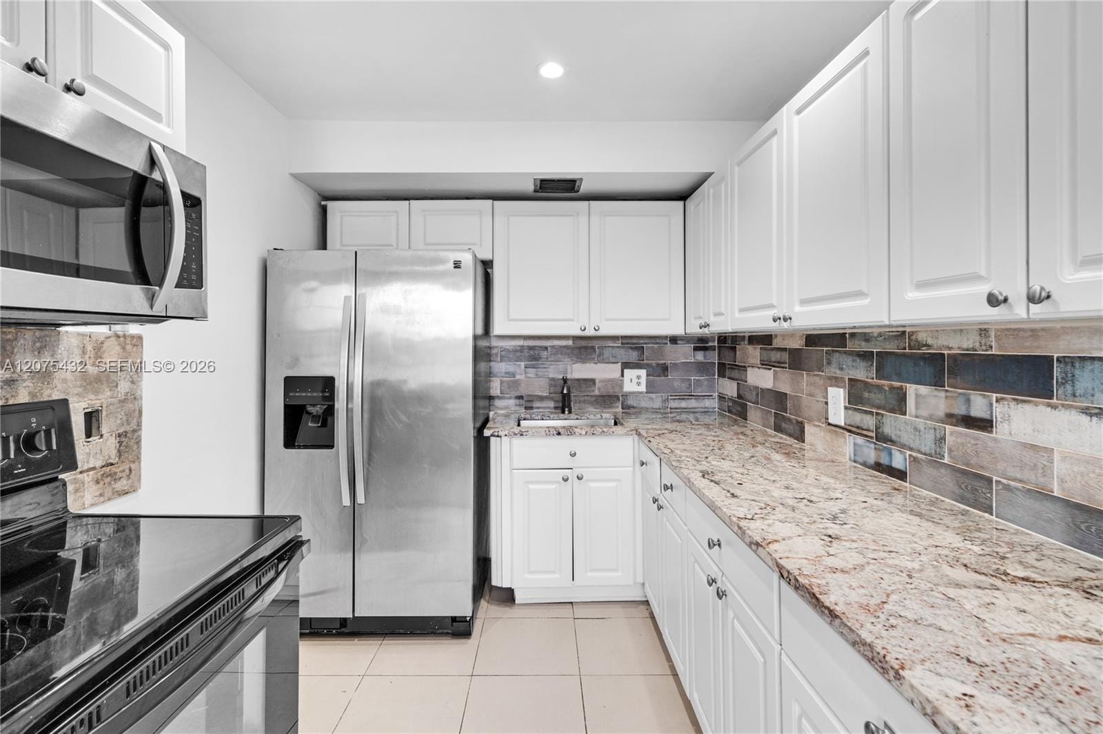 300 SW 134th Way 413E — photo 7