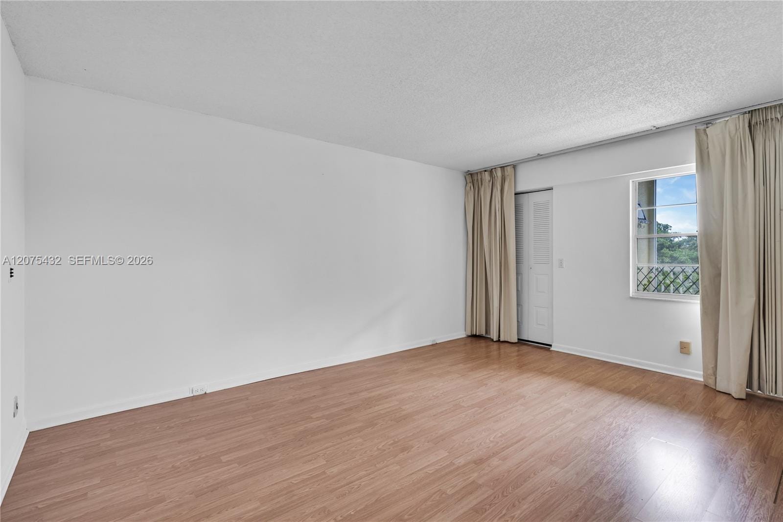 300 SW 134th Way 413E — photo 10