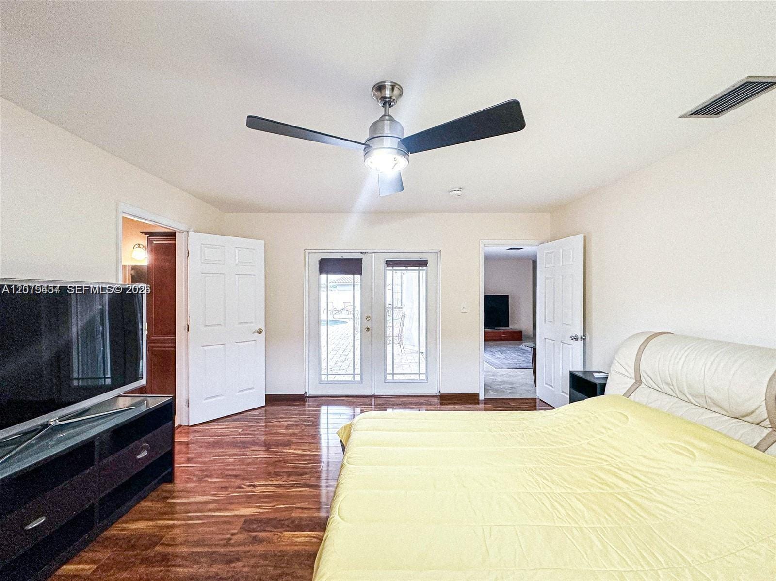 2820 NE 57th Street 0 — photo 10