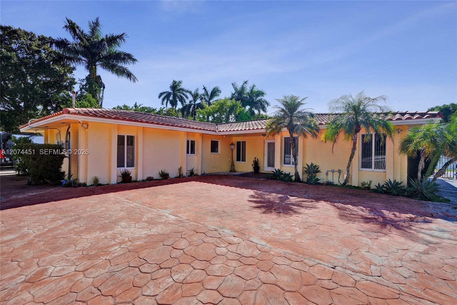 2 NE 160th Street, Miami, FL 33162