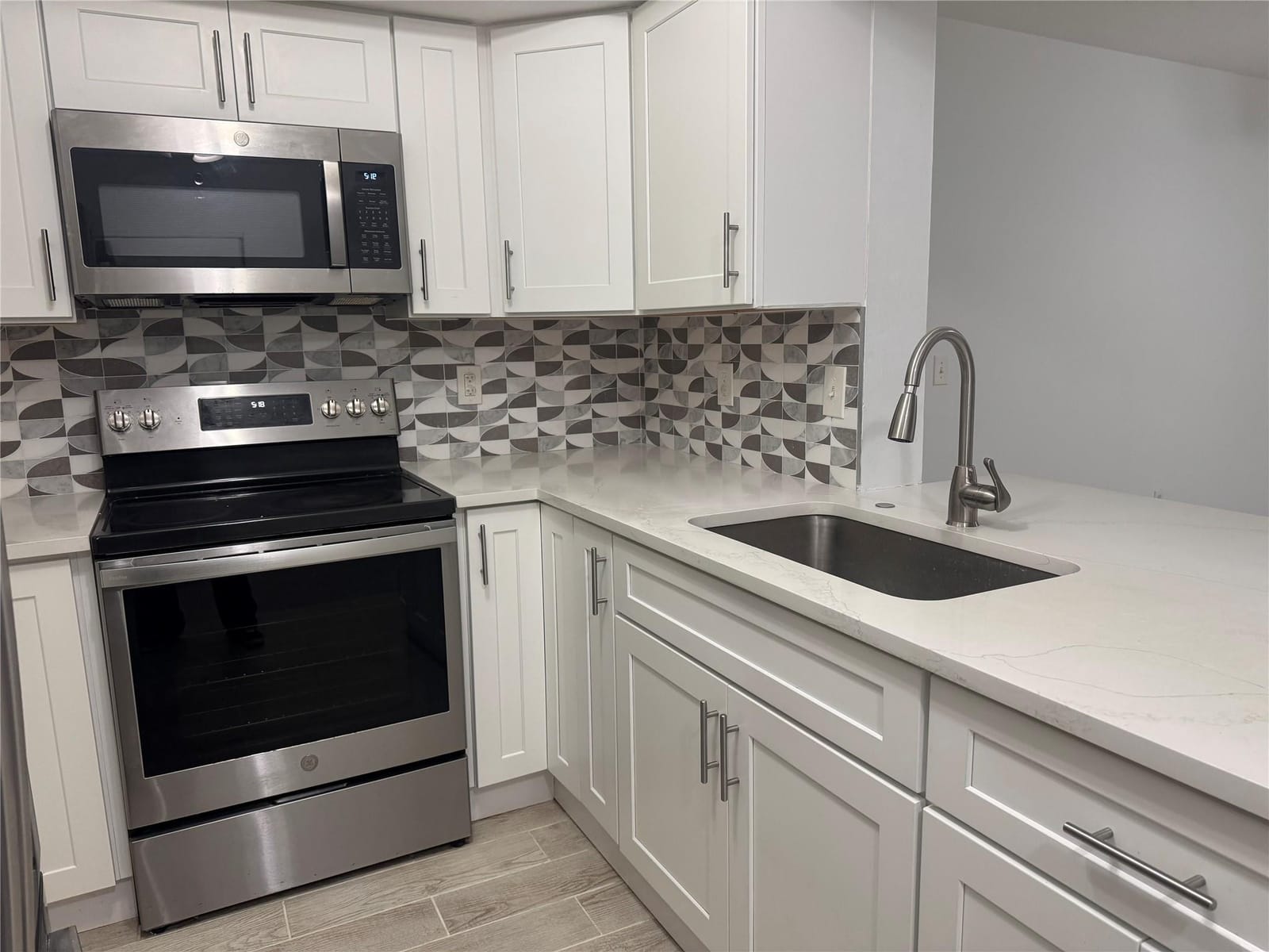 5620 NW 61ST Street 1201, Coconut Creek, FL 33073