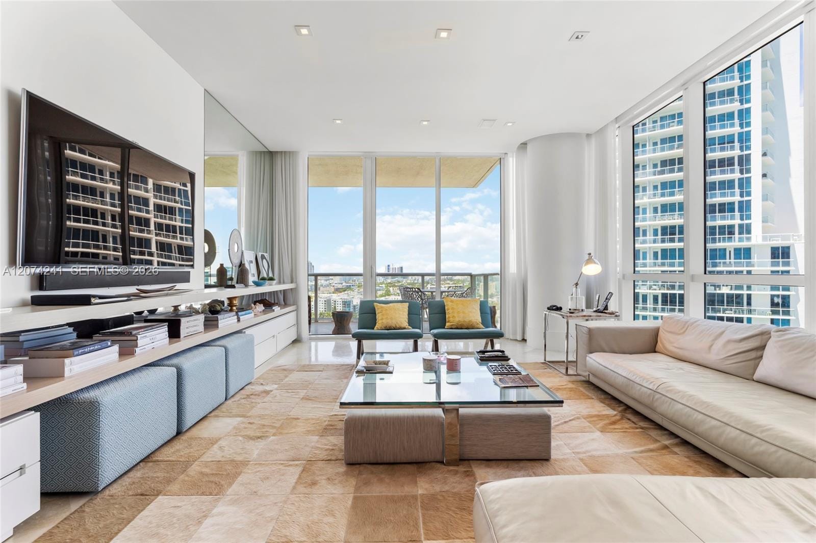 100 S Pointe Drive 1810, Miami Beach, FL 33139 photo 17