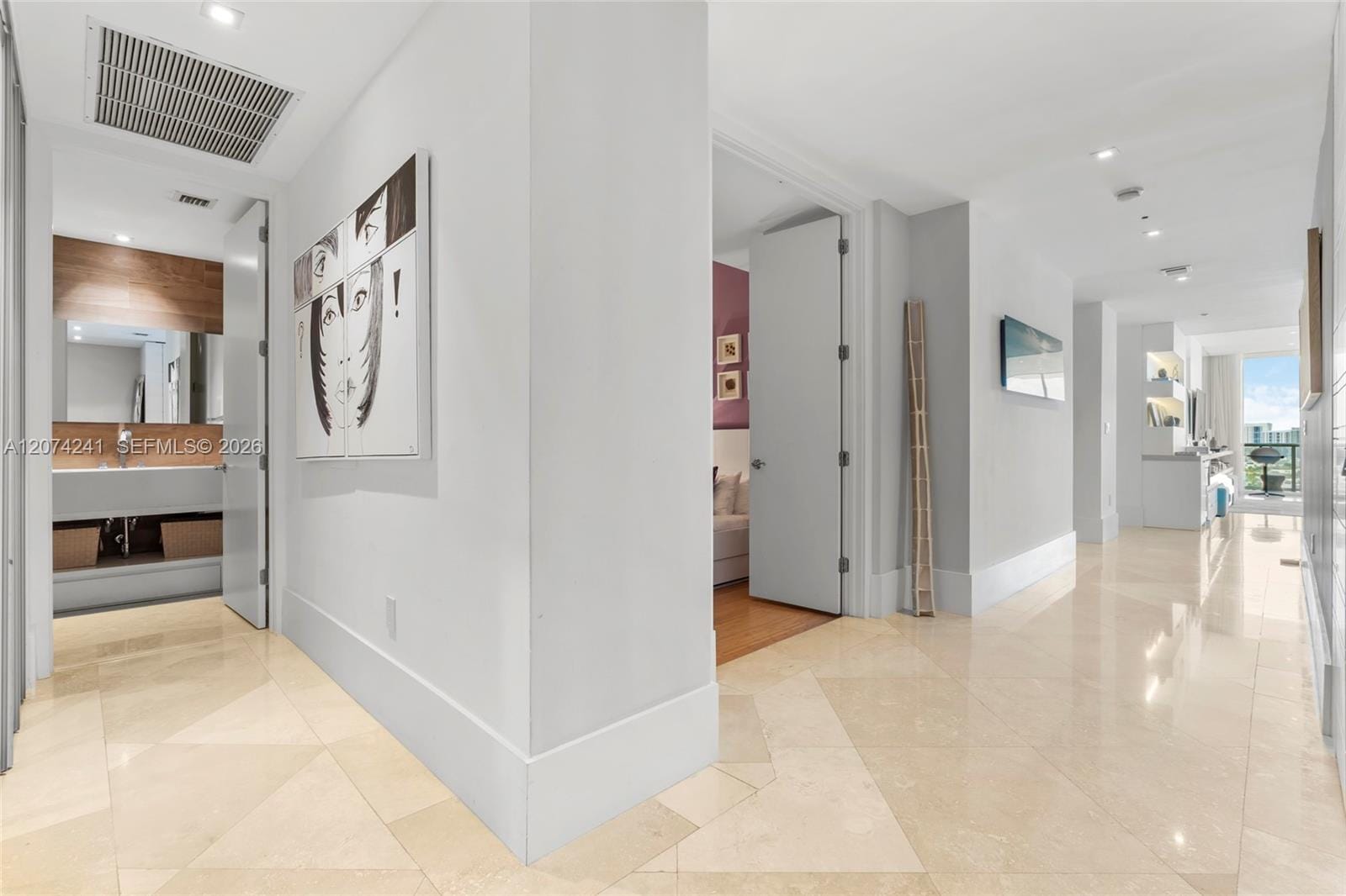 100 S Pointe Drive 1810 — photo 9