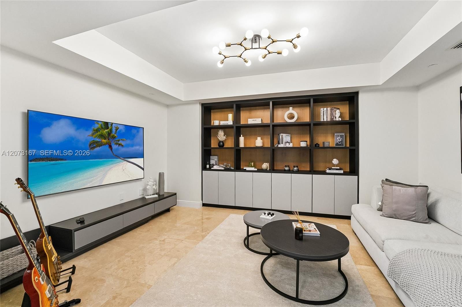 20201 E Country Club Drive 308 — photo 7