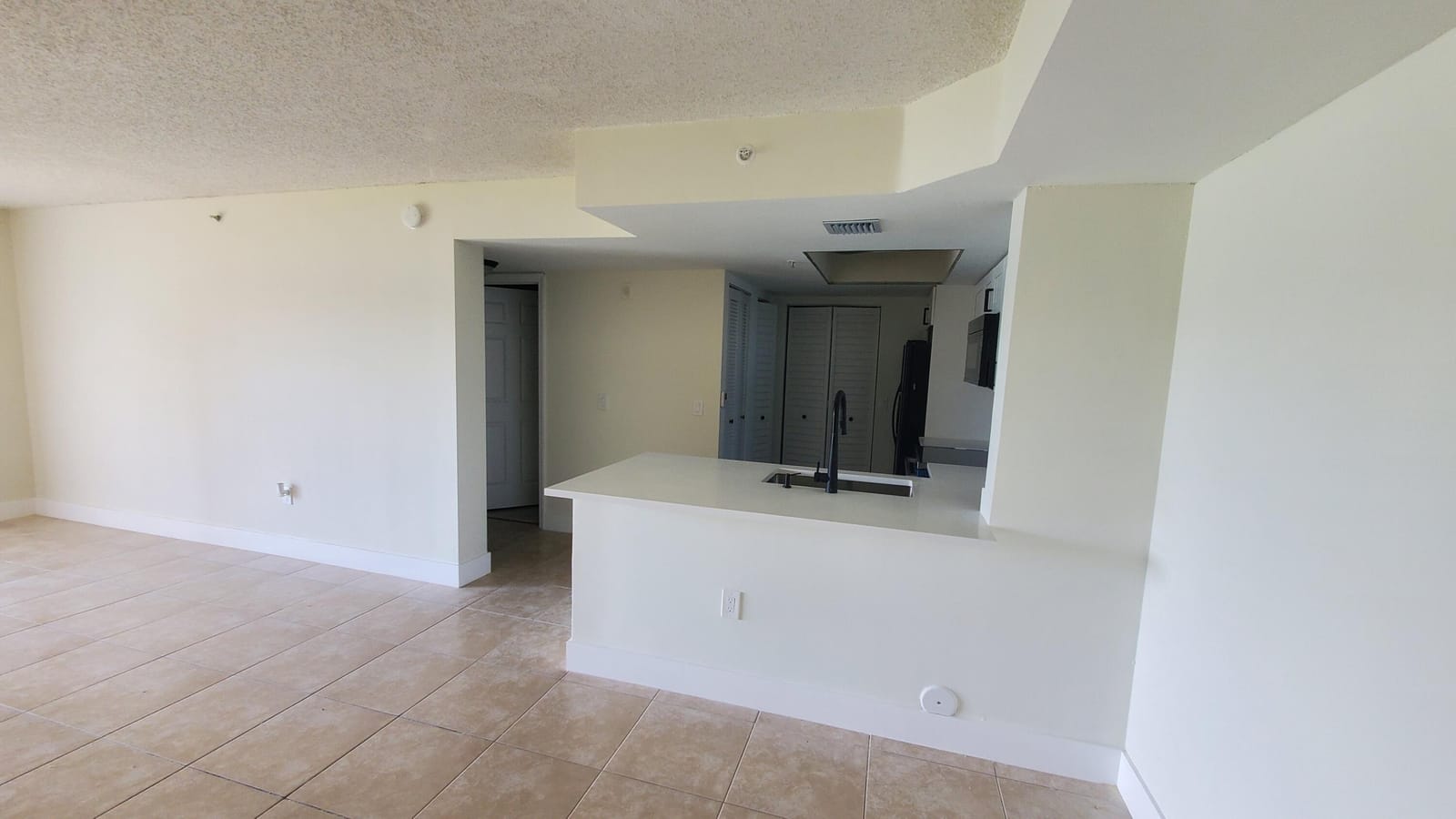 5011 WILES Road 104 — photo 6