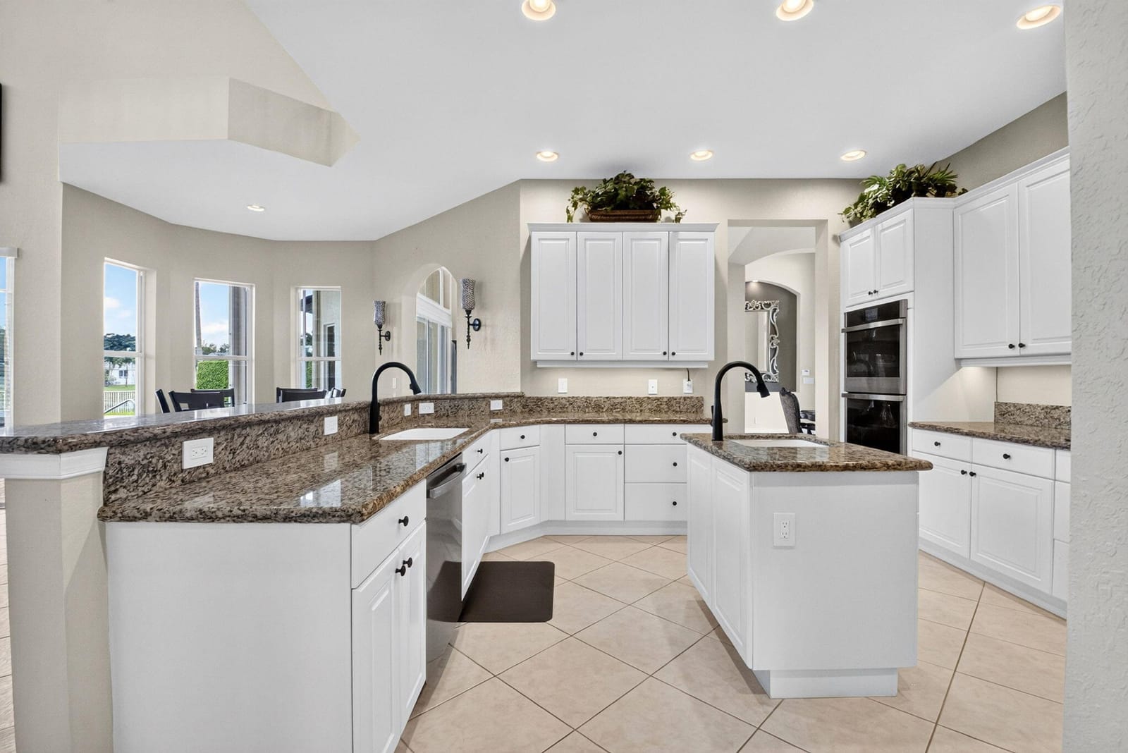 11554 Knightsbridge Place — photo 10