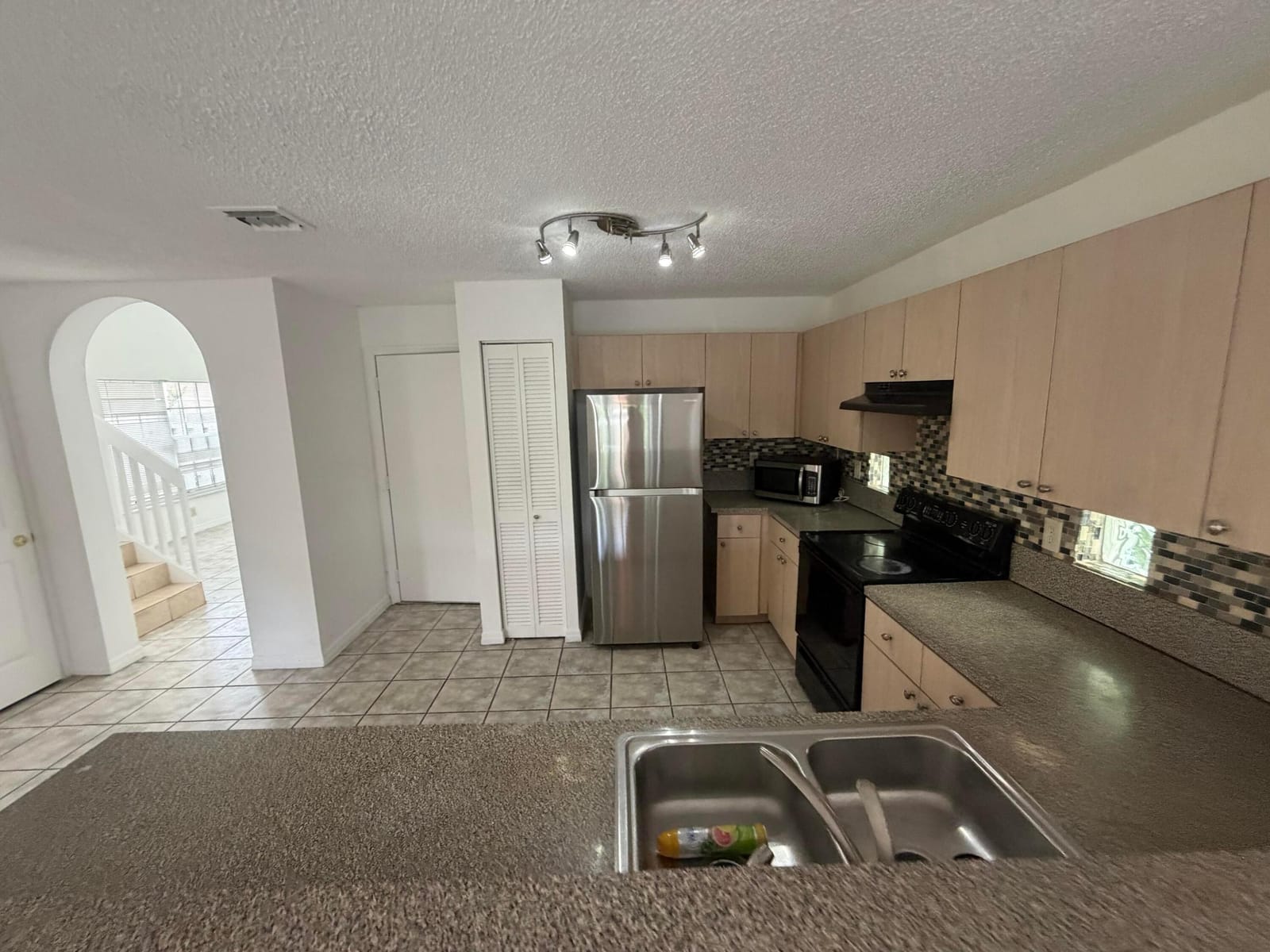 4172 Pine Hollow Circle — photo 6