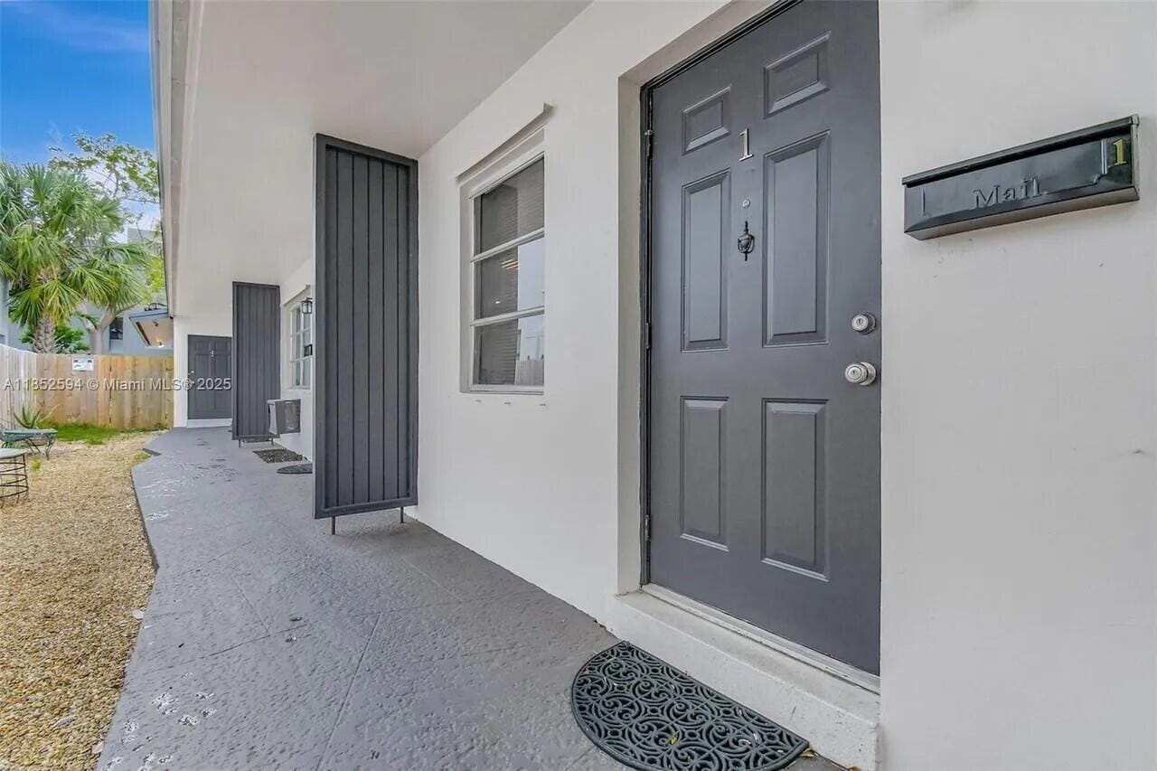 1213 SE 1st Street 1 — photo 4