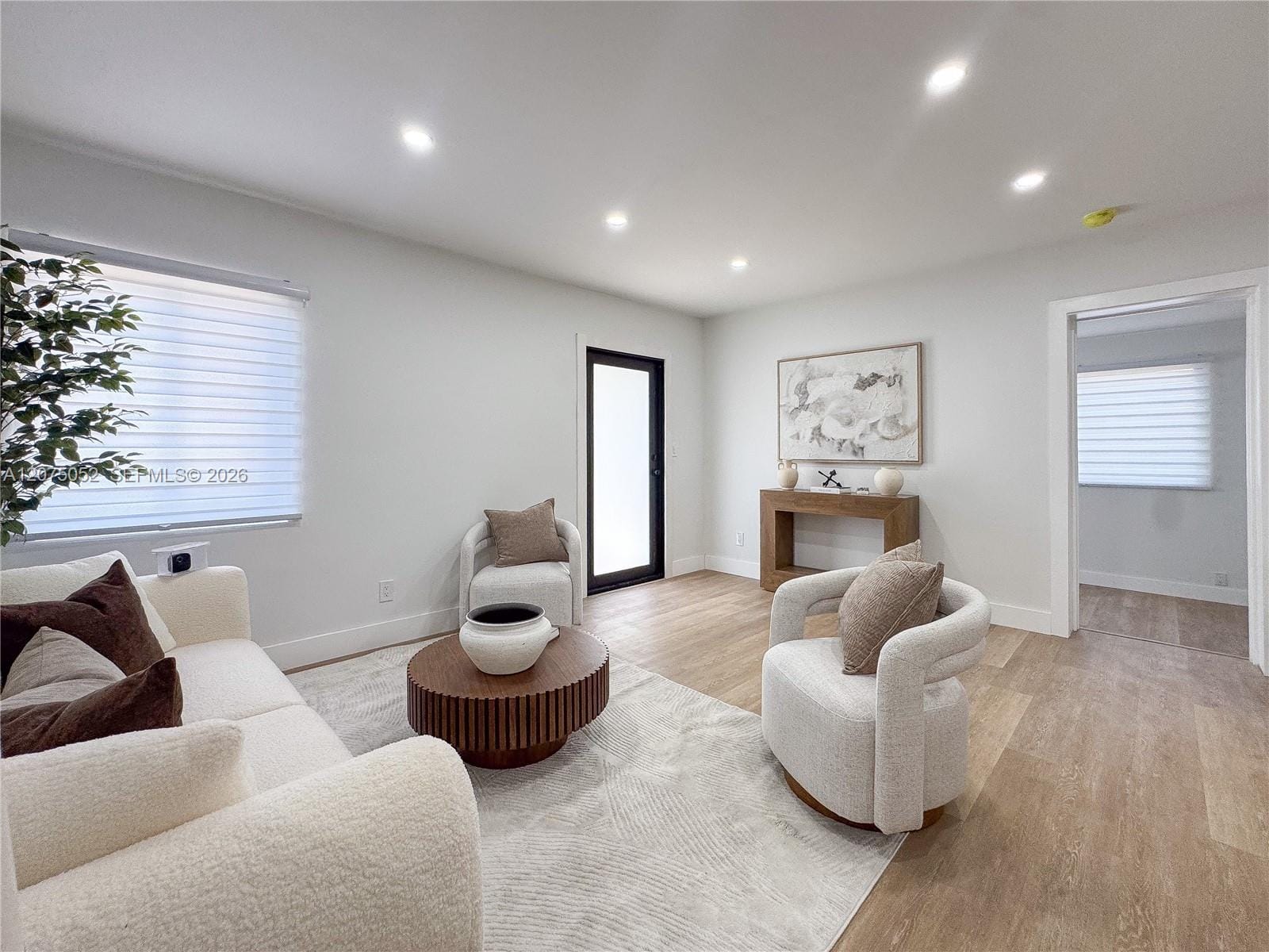 1119 NW 11th Court — photo 4