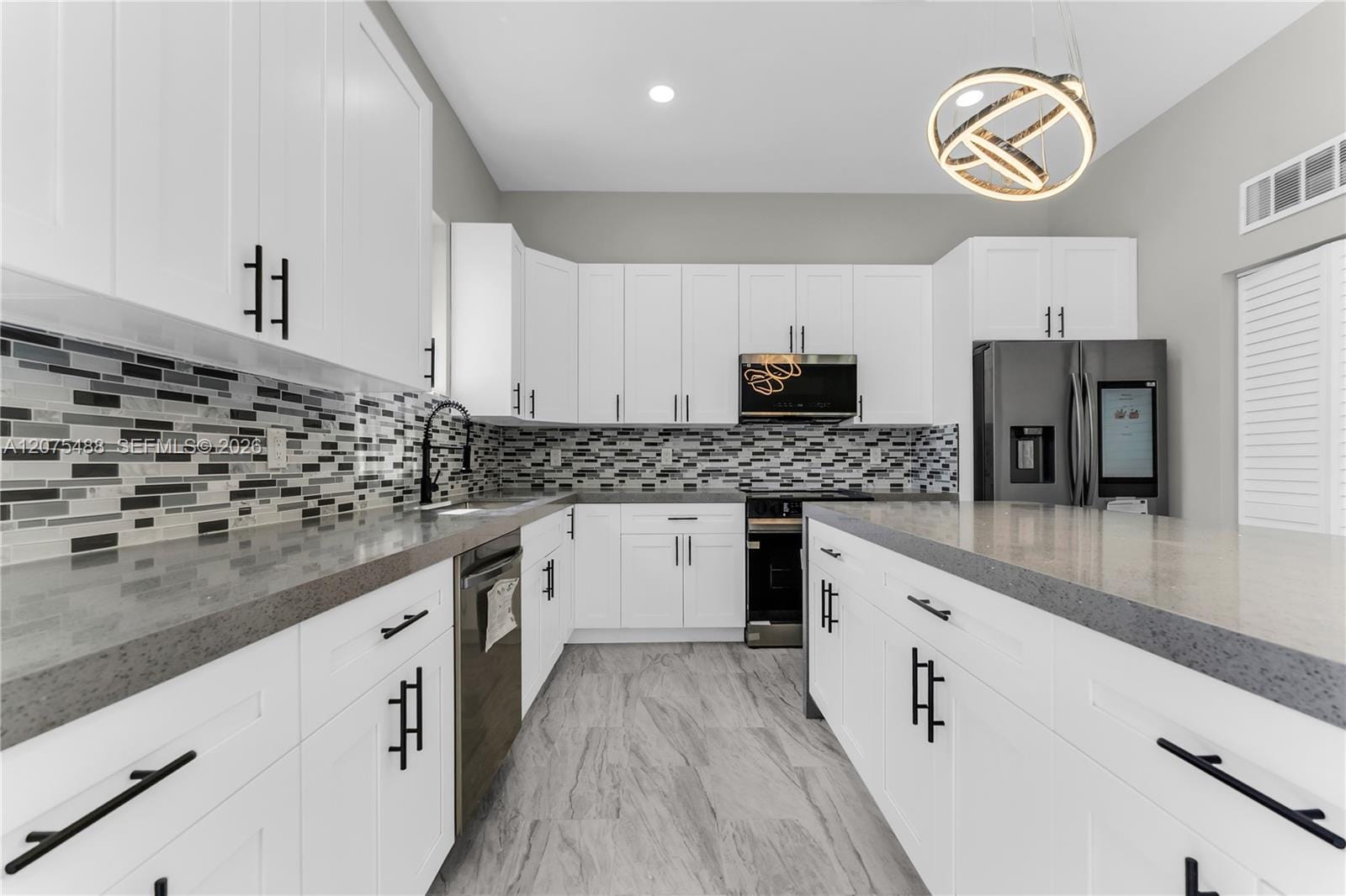 512 NW 23rd Avenue, Fort Lauderdale, FL 33311 photo 12