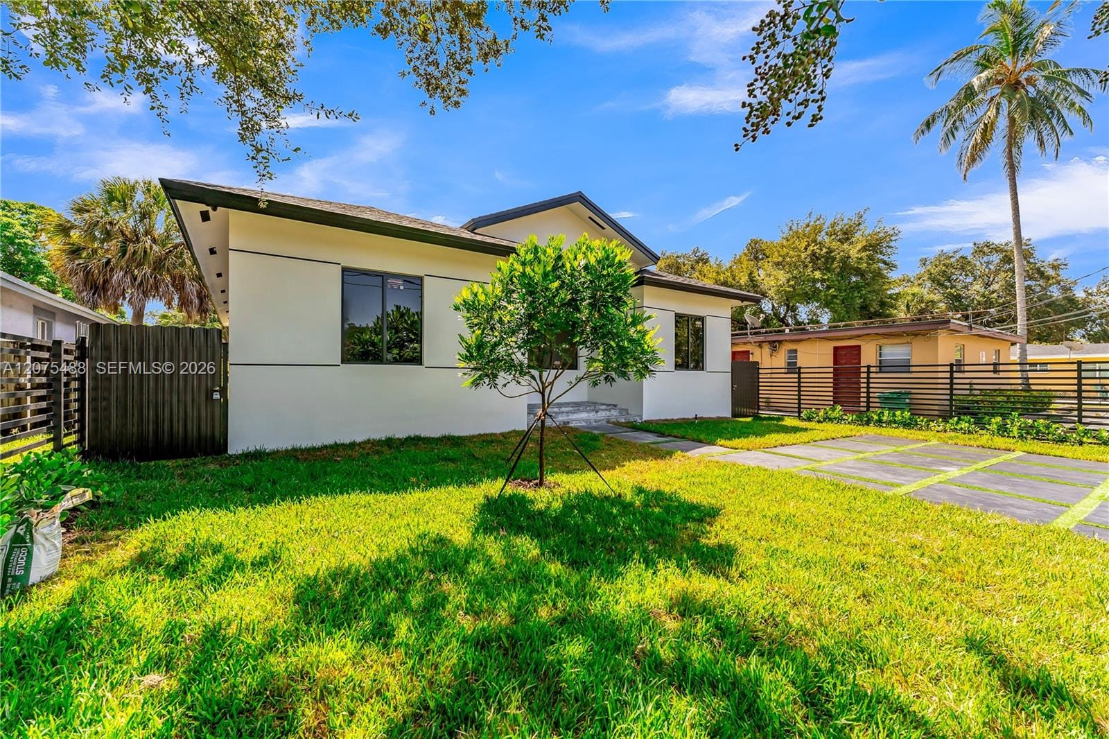 512 NW 23rd Avenue, Fort Lauderdale, FL 33311 photo 3