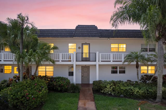 6 ABBEY Lane 206, sold in ZIP 33446, Delray Beach, FL