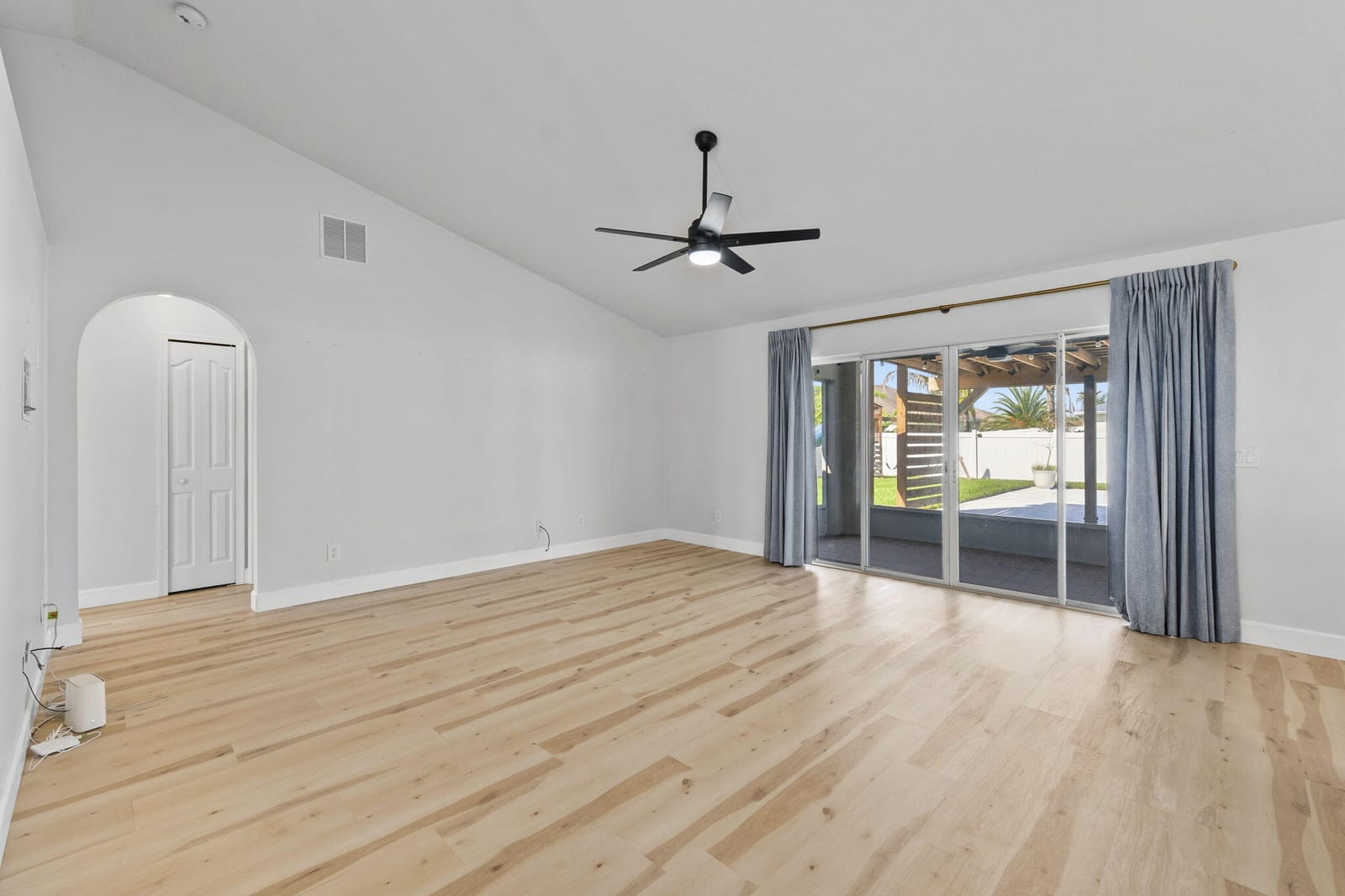 3950 SW KAKOPO Street — photo 12