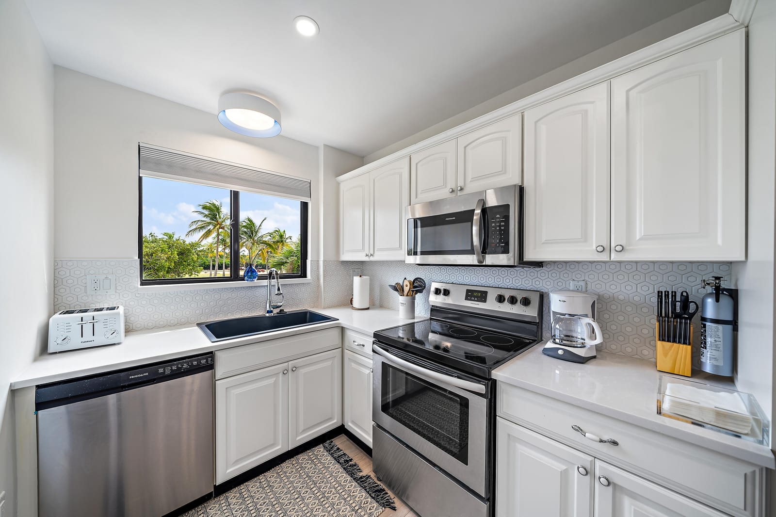 350 BELLA VISTA Court N 50, Jupiter, FL 33477 photo 6