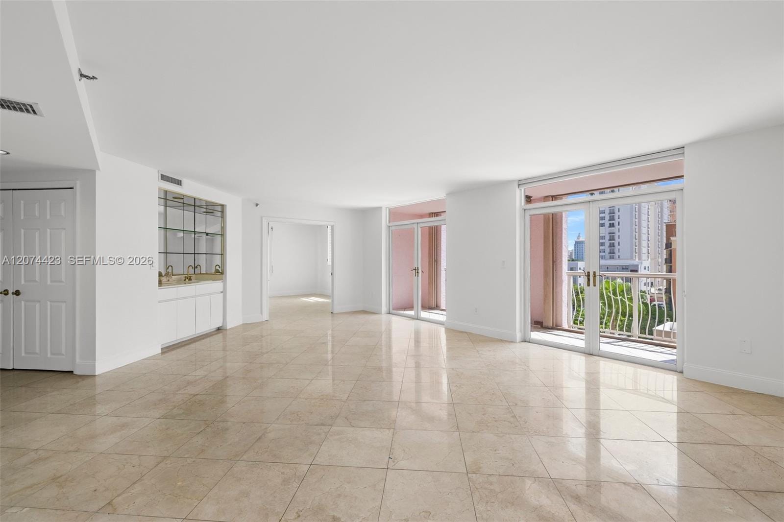 721 Biltmore Way 601 — photo 2