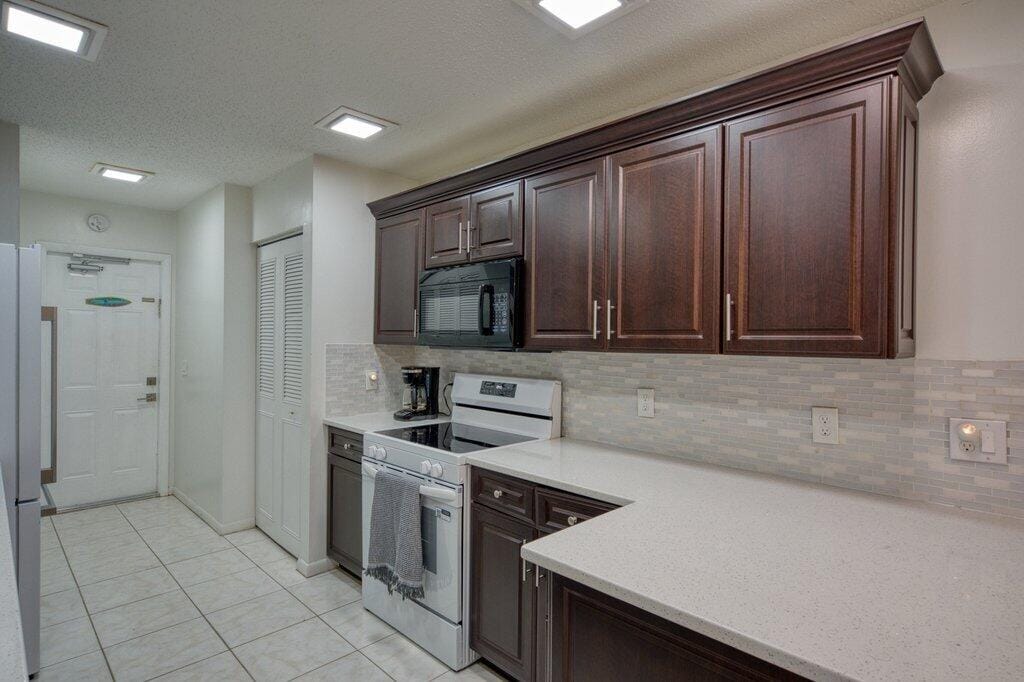 888 NE Maranta Terrado, Jensen Beach, FL 34957 photo 30