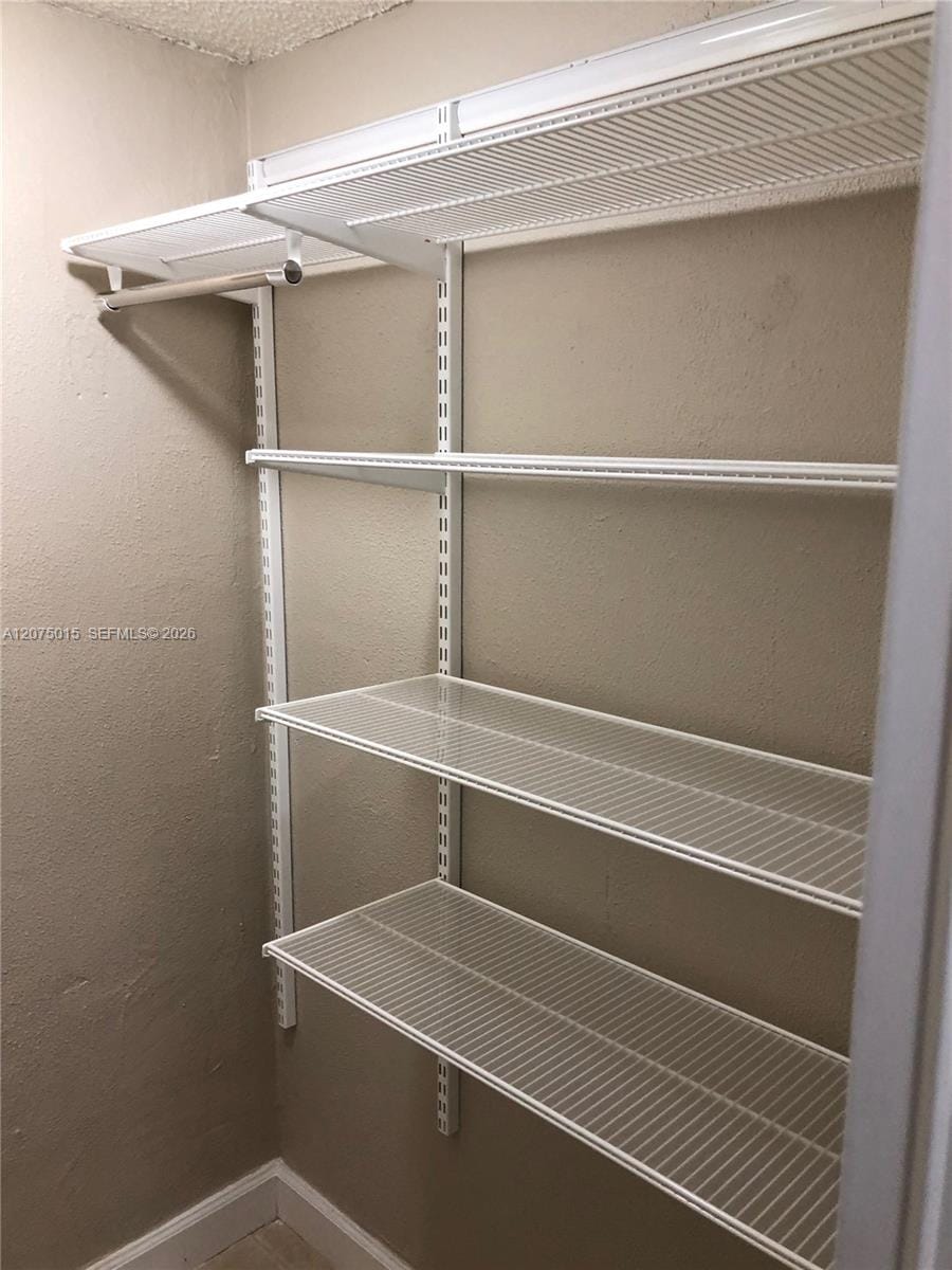 1300 NE Miami Gardens Drive 703E — photo 7