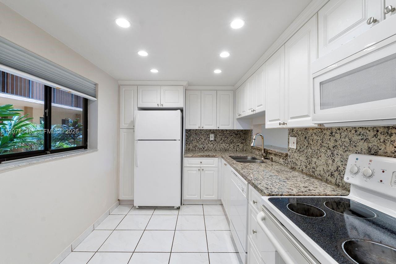 8420 SW 133rd Ave Road 105, Miami, FL 33183 photo 4