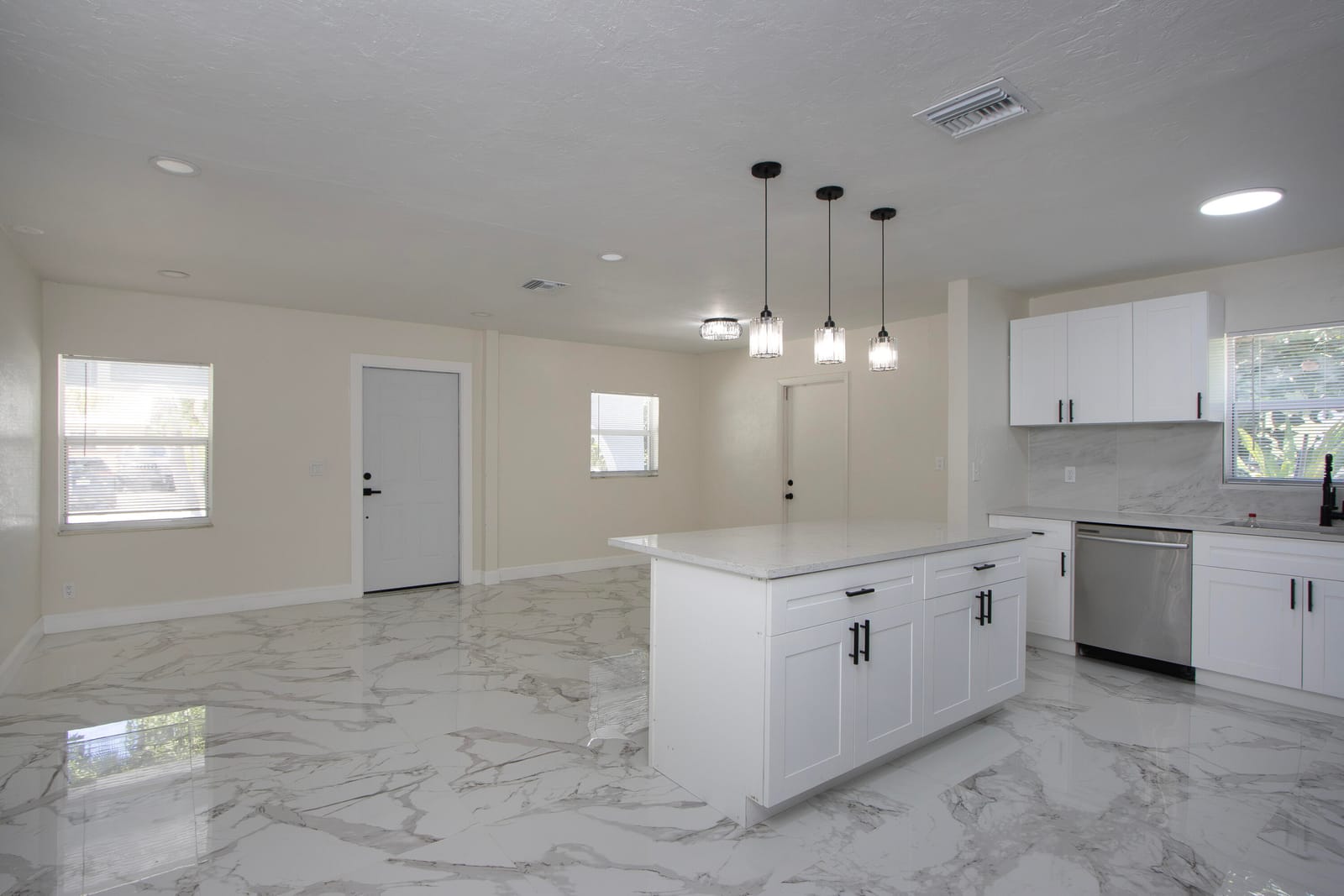 1830 NE 2ND Lane NE, Boynton Beach, FL 33435 photo 2