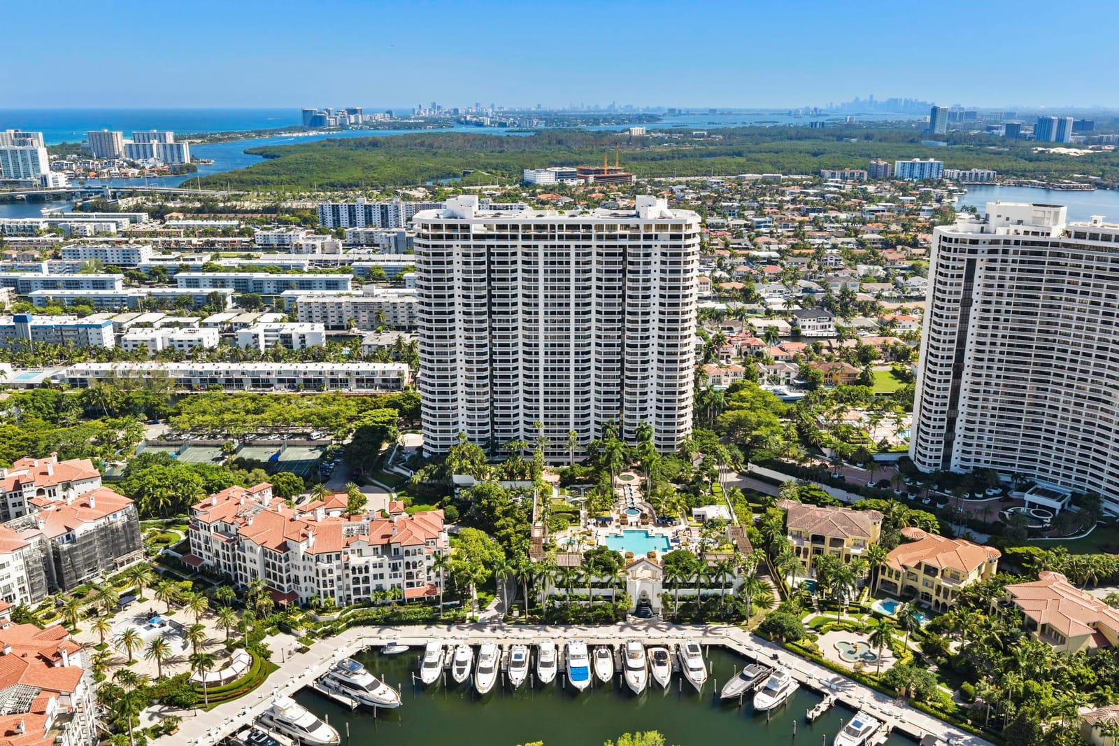 2000 ISLAND Boulevard 903, Aventura, FL 33160 photo 23