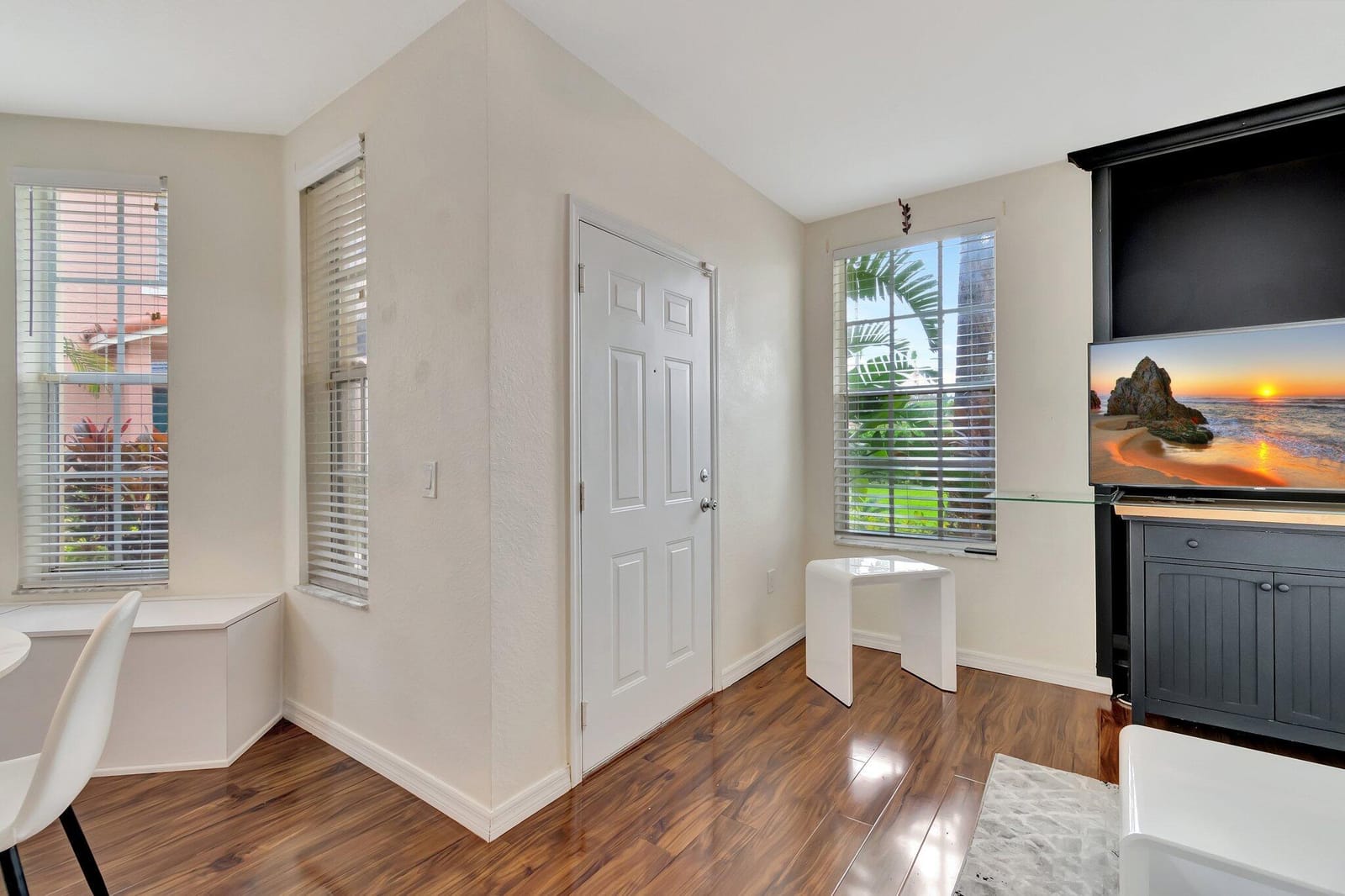 1207 BELMONT Place — photo 5