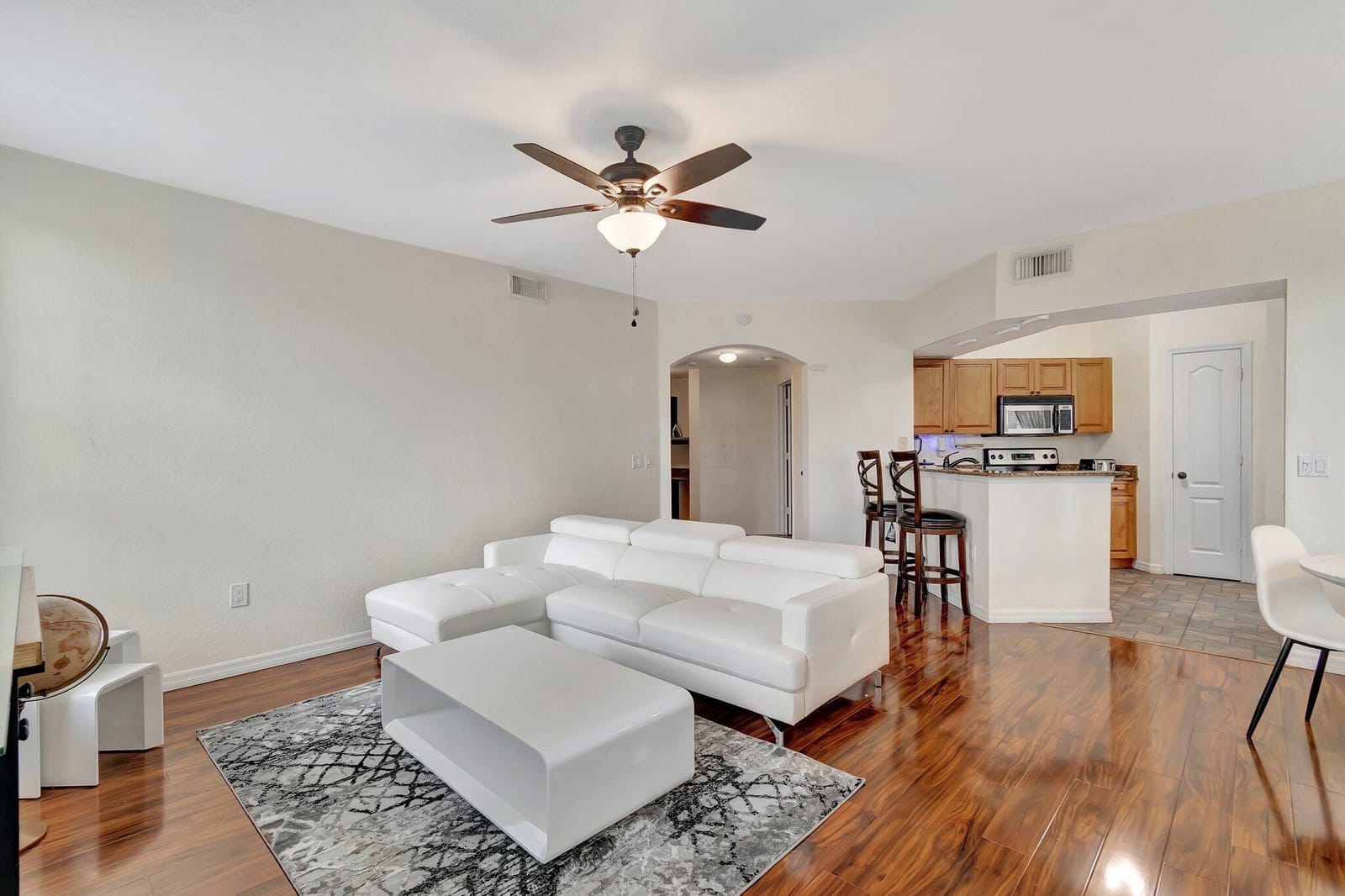 1207 BELMONT Place — photo 7