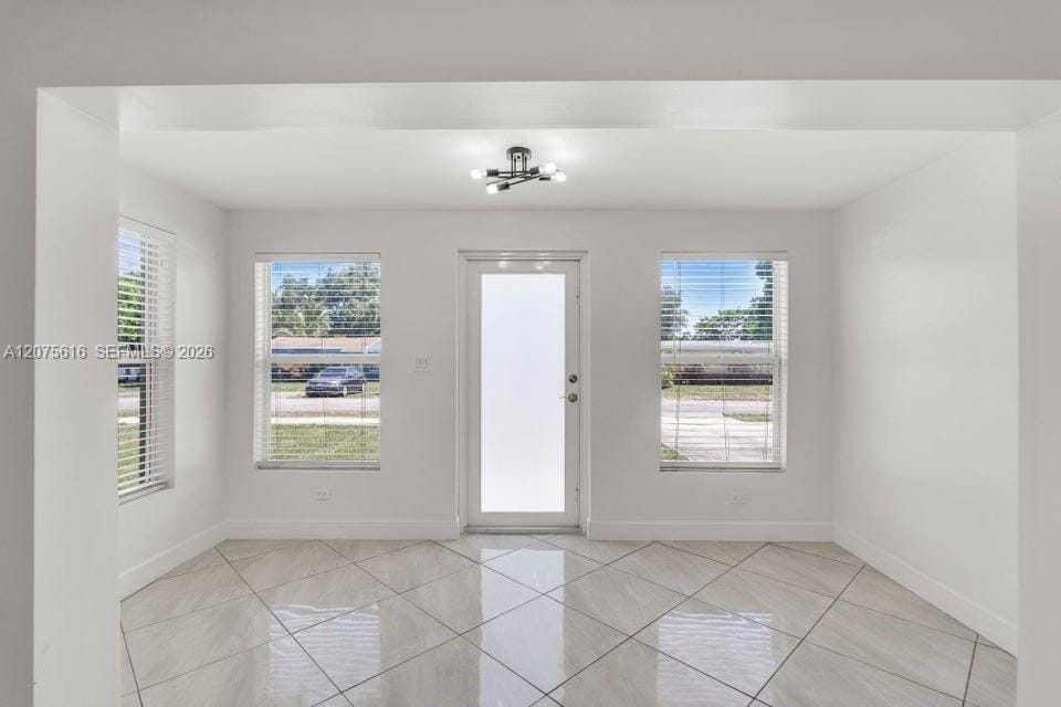 2539 Coolidge Street — photo 7