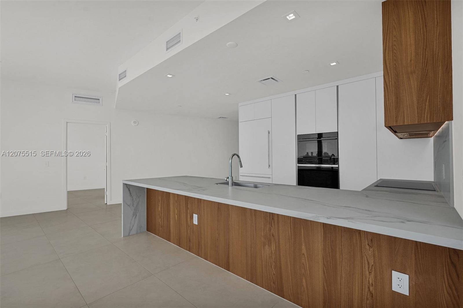 1400 Biscayne Boulevard 1706 — photo 12