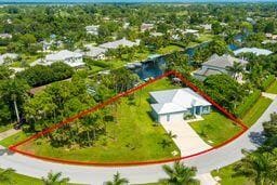 2070 NW PINE TREE Way, Stuart, FL 34994