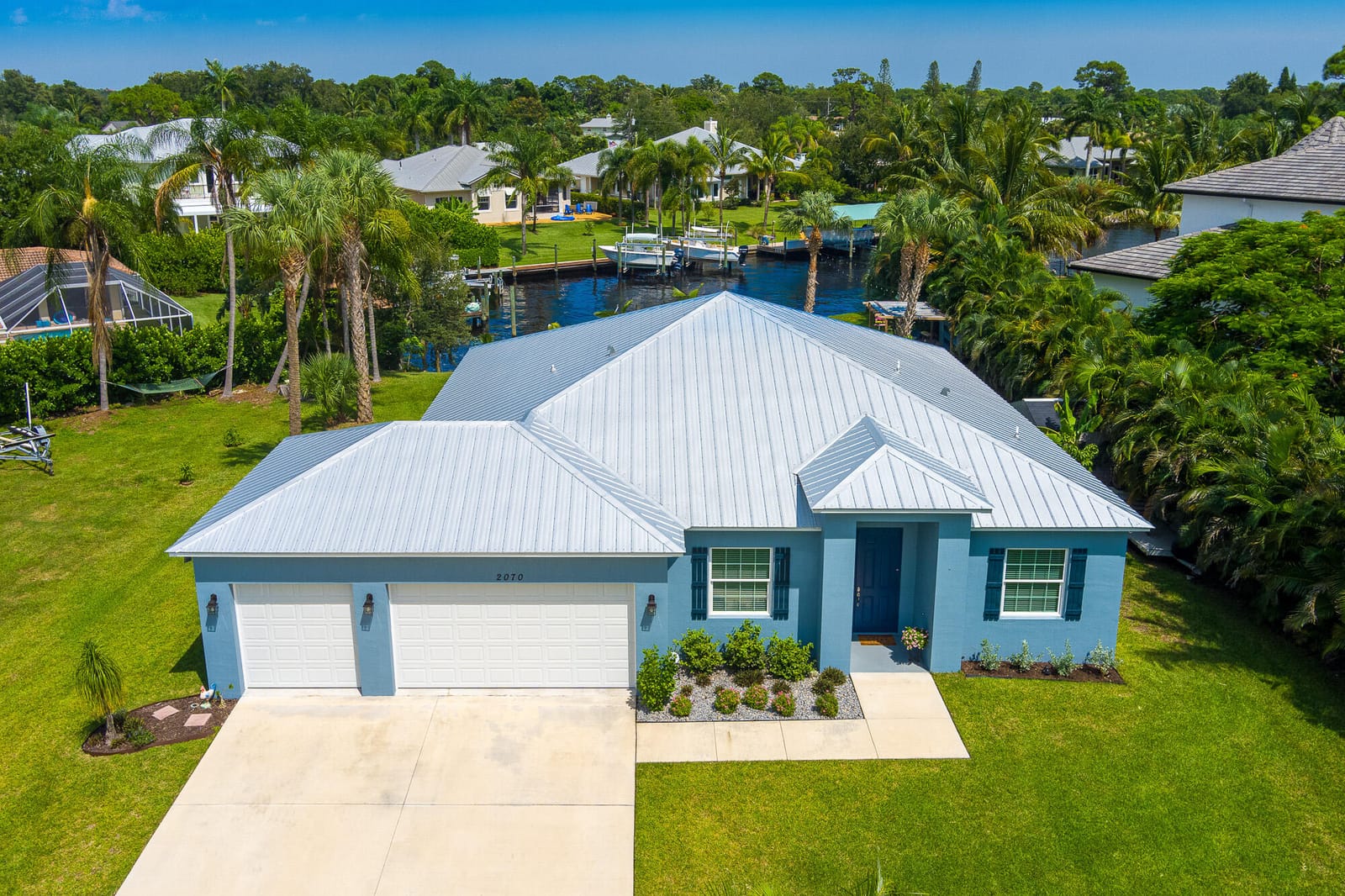 2070 NW PINE TREE Way, Stuart, FL 34994 photo 3