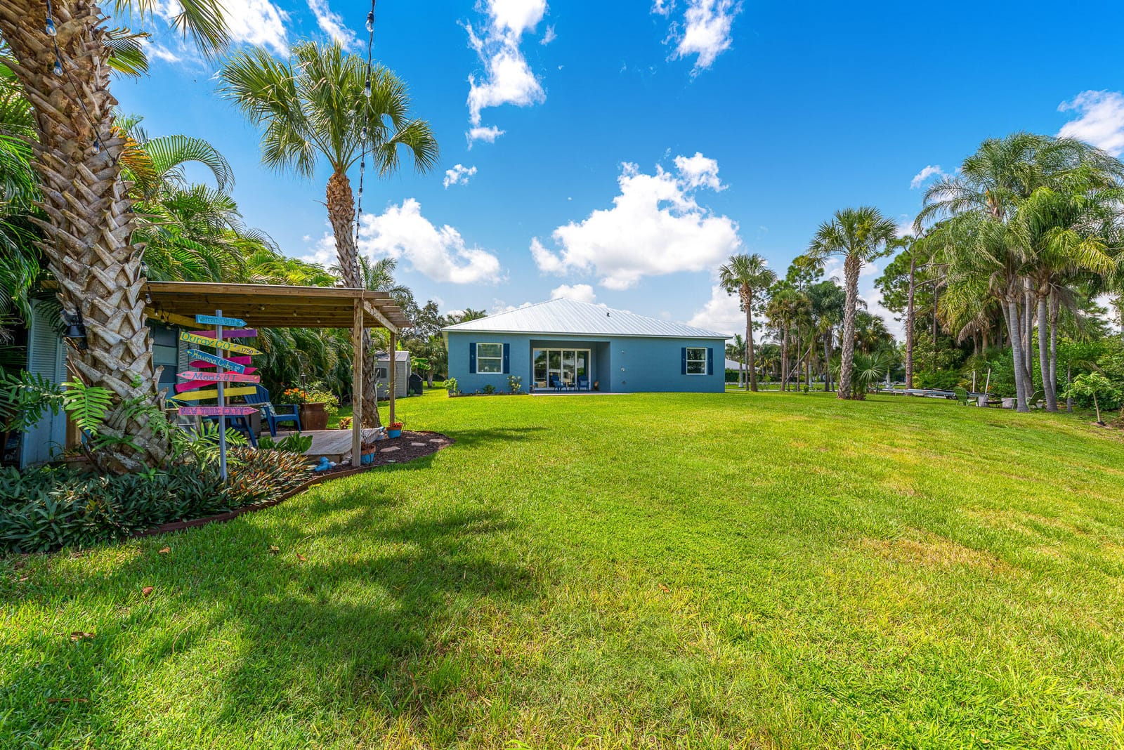2070 NW PINE TREE Way, Stuart, FL 34994 photo 30