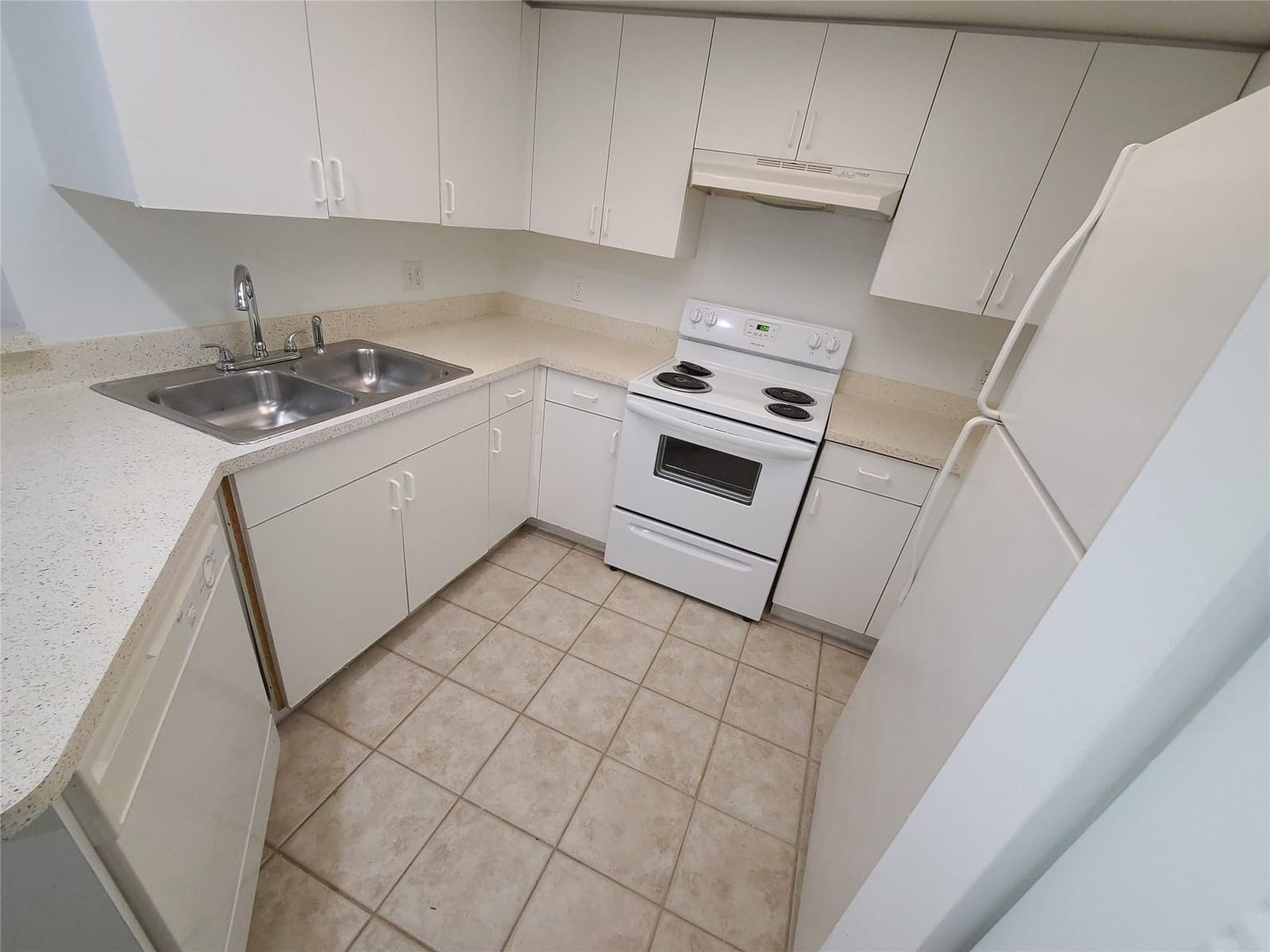 4159 N Haverhill Road 1316 — photo 4