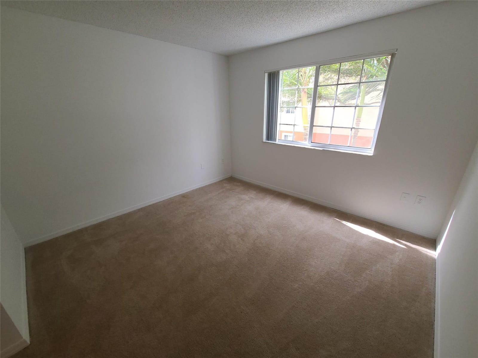 4159 N Haverhill Road 1316 — photo 5