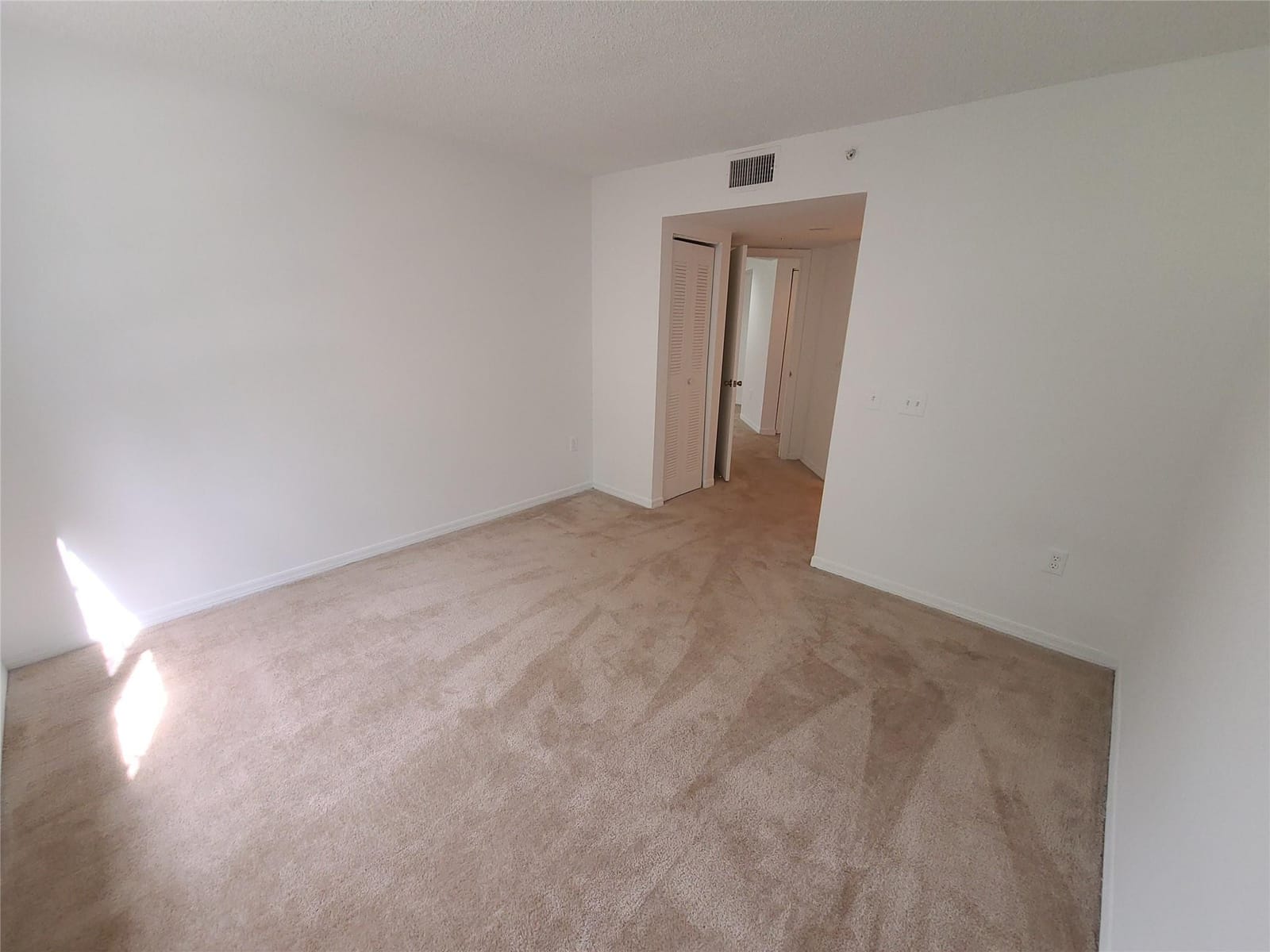 4159 N Haverhill Road 1316 — photo 6