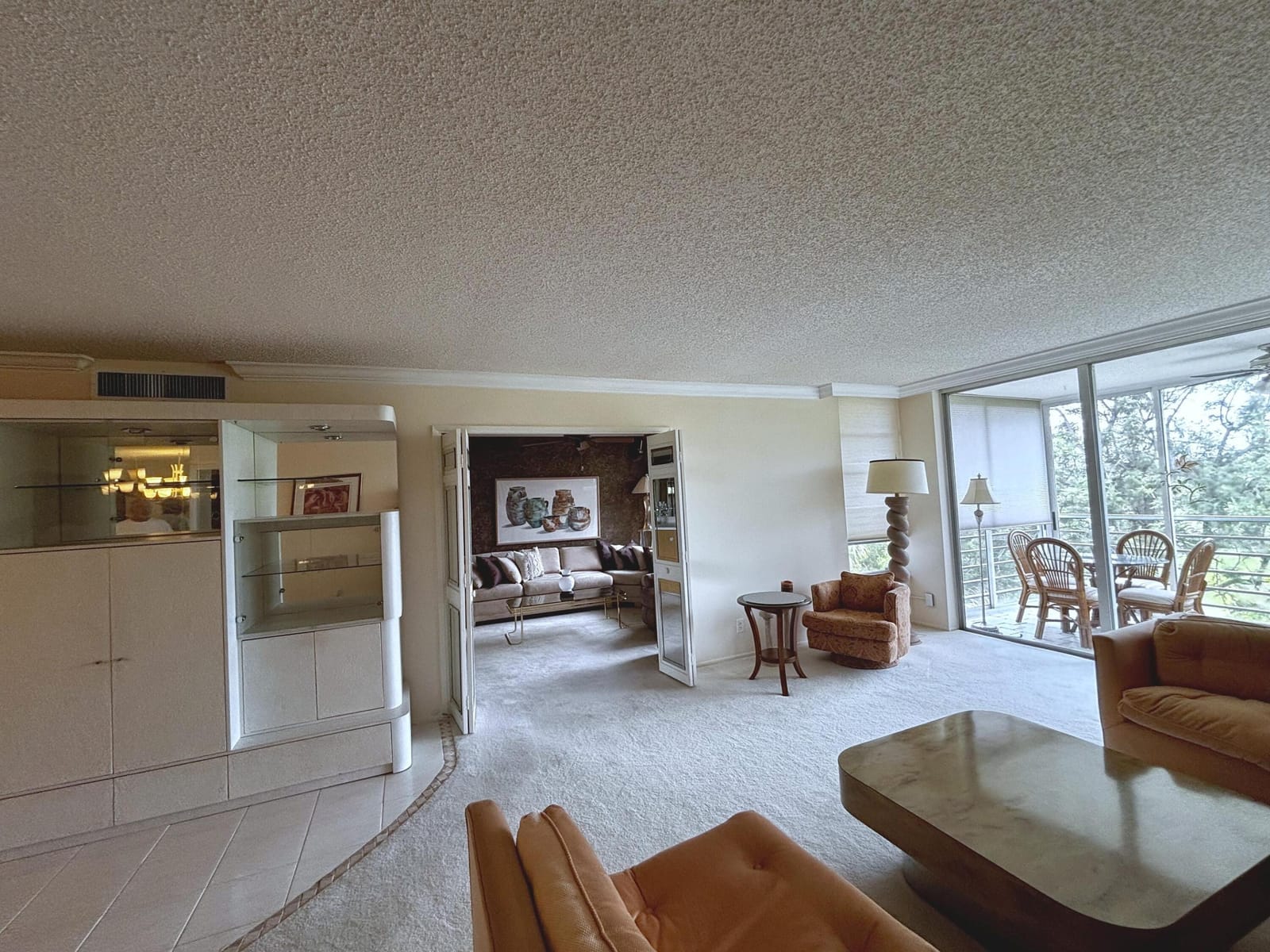 3930 OAKS CLUBHOUSE Drive 506 — photo 4