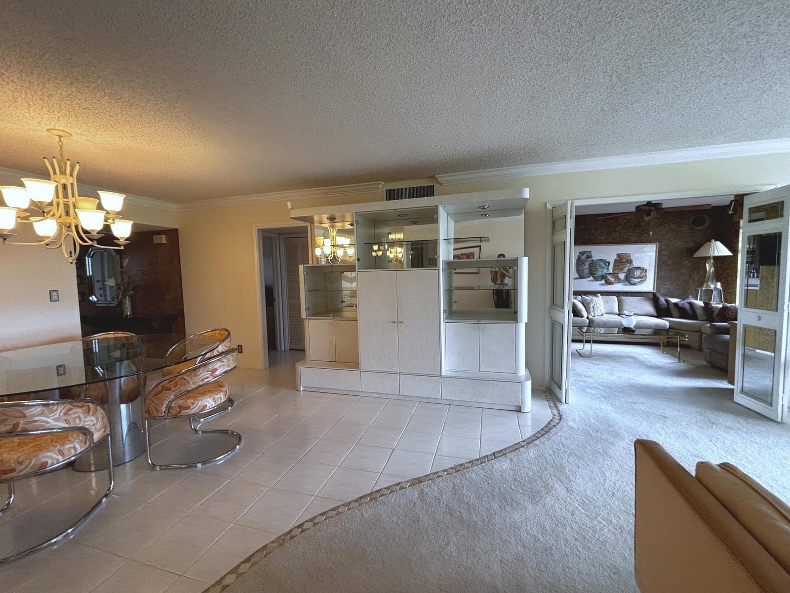 3930 OAKS CLUBHOUSE Drive 506 — photo 6