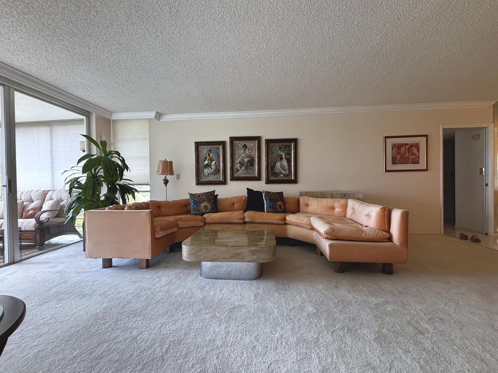 3930 OAKS CLUBHOUSE Drive 506, Pompano Beach, FL 33069