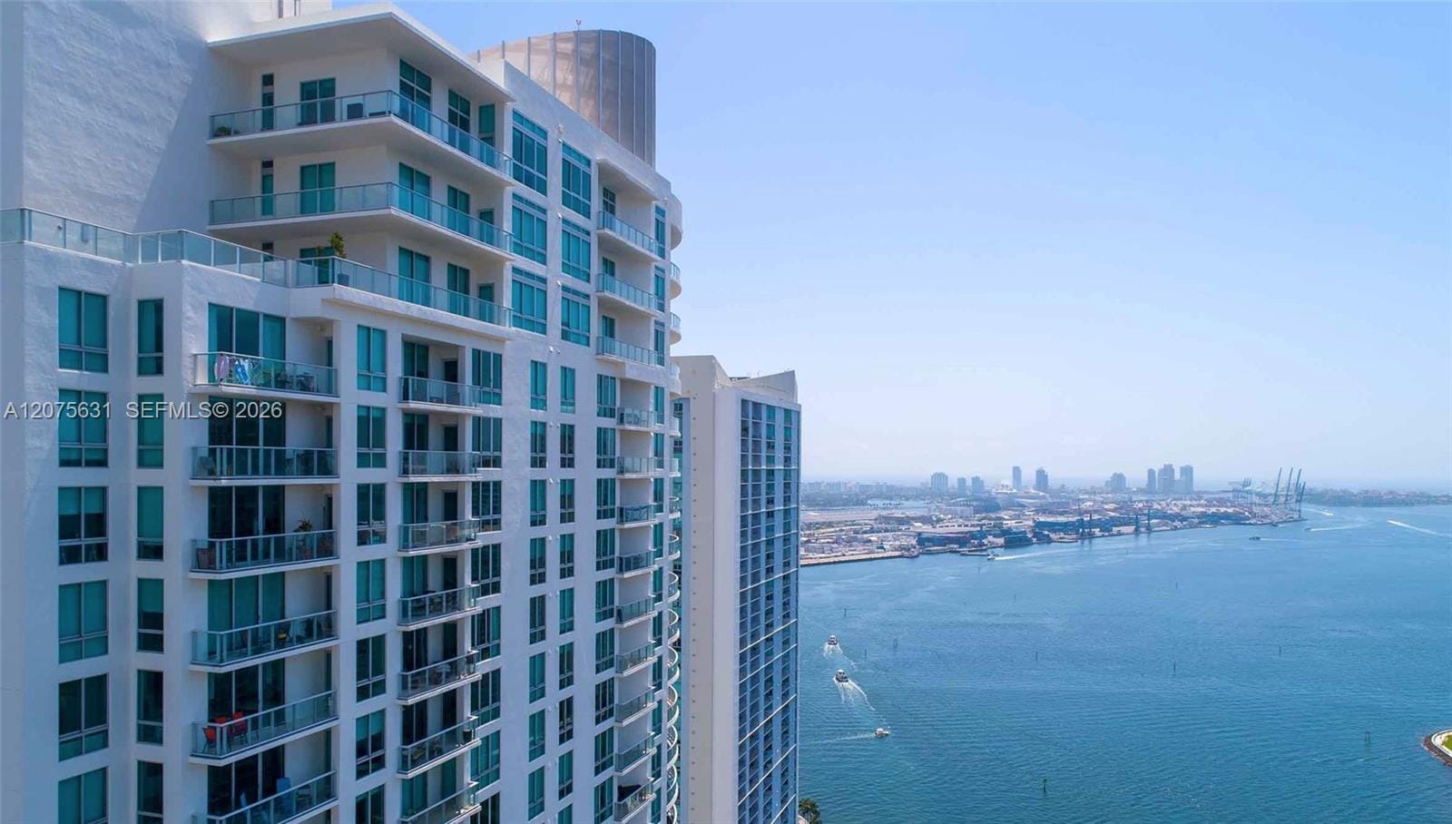300 S Biscayne Boulevard T-2207, Miami, FL 33131