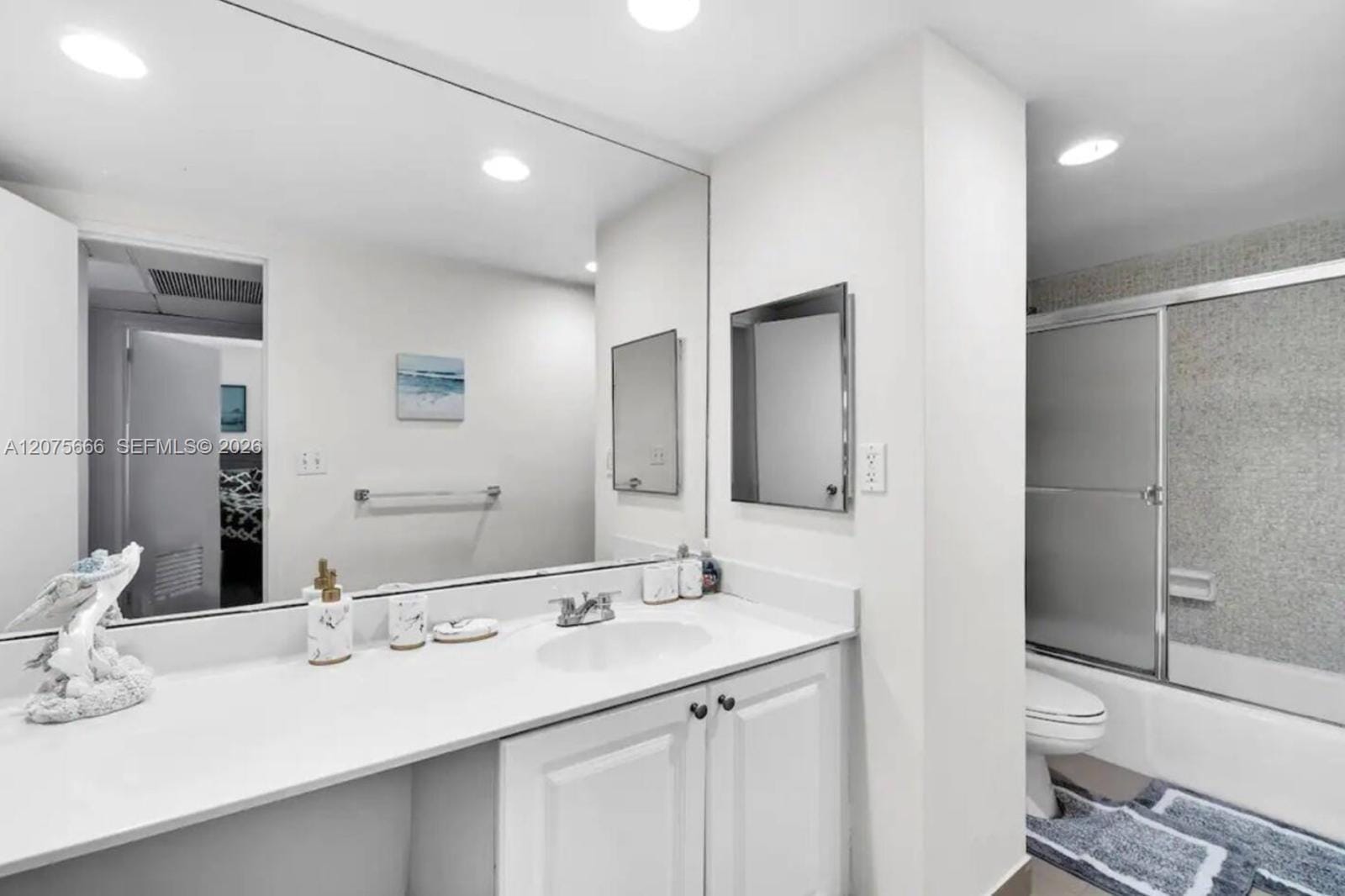 4001 S Ocean Drive 5J — photo 8