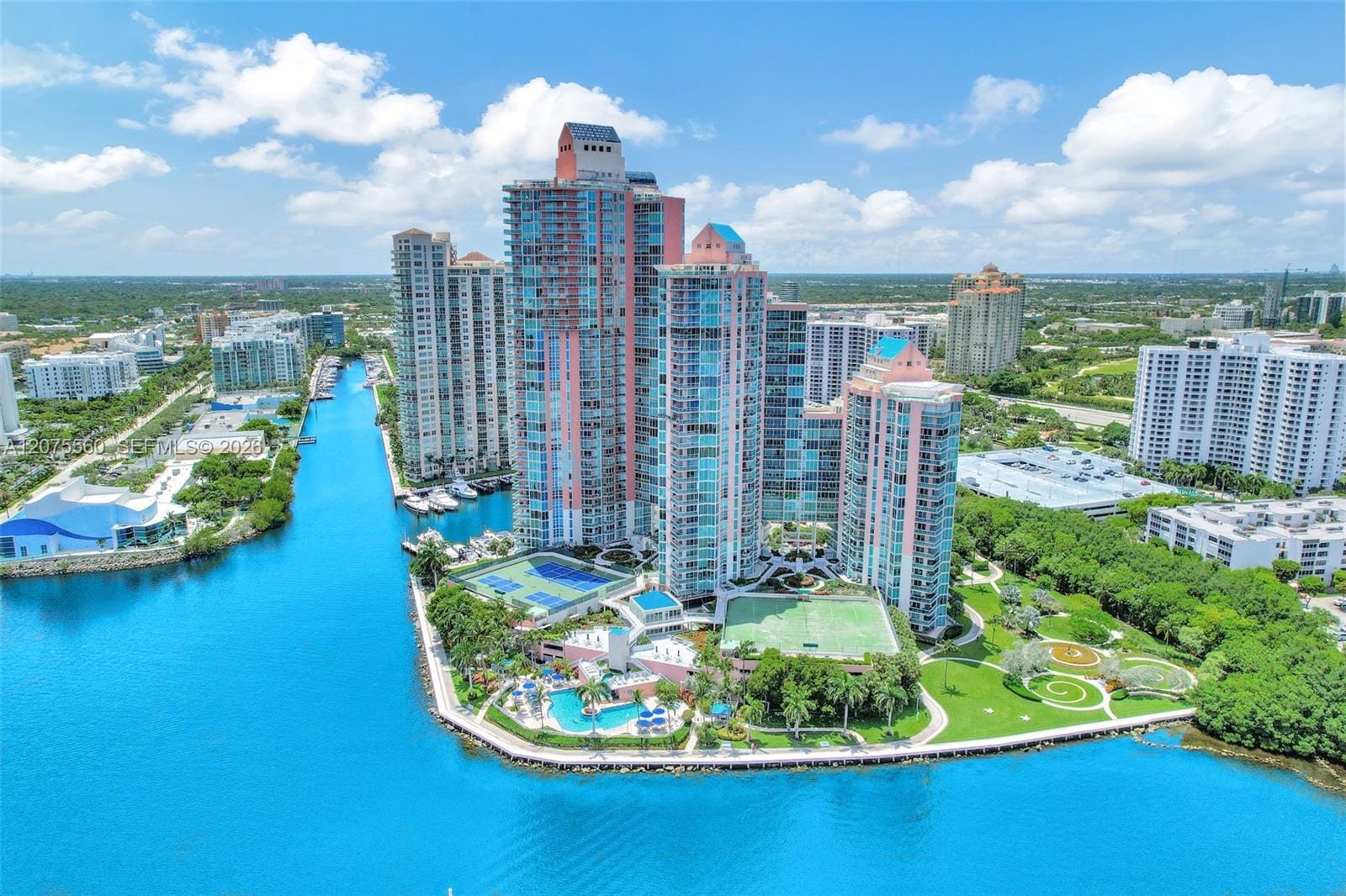 3370 Hidden Bay Drive 815 — photo 4