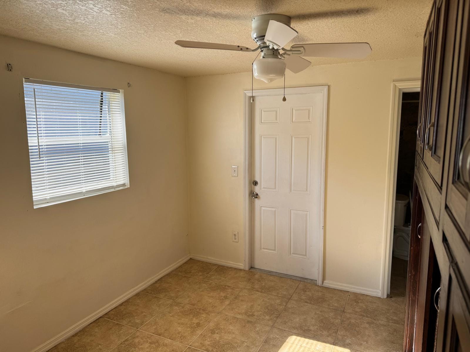 1403 Avenue M — photo 4