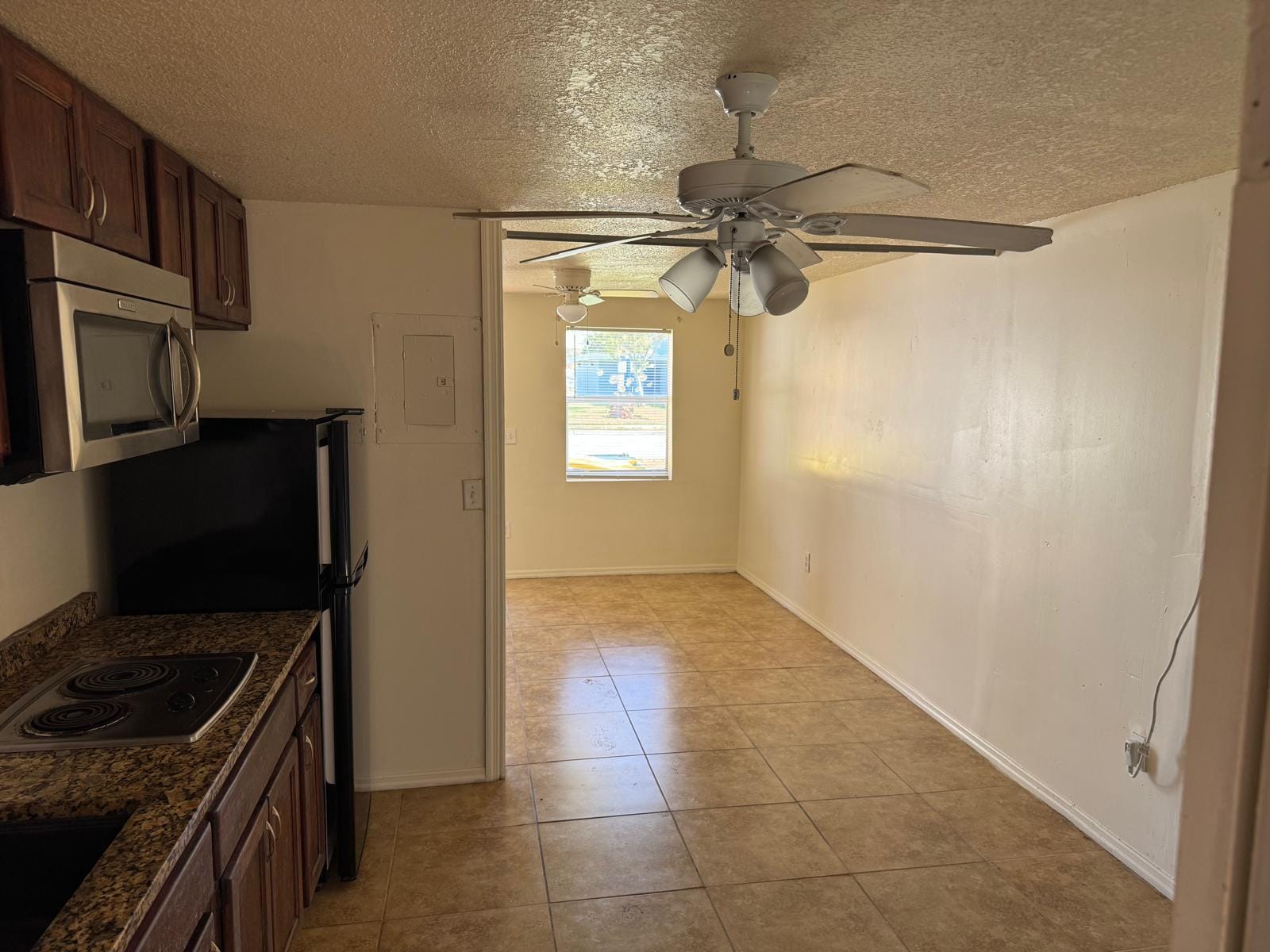 1403 Avenue M — photo 6
