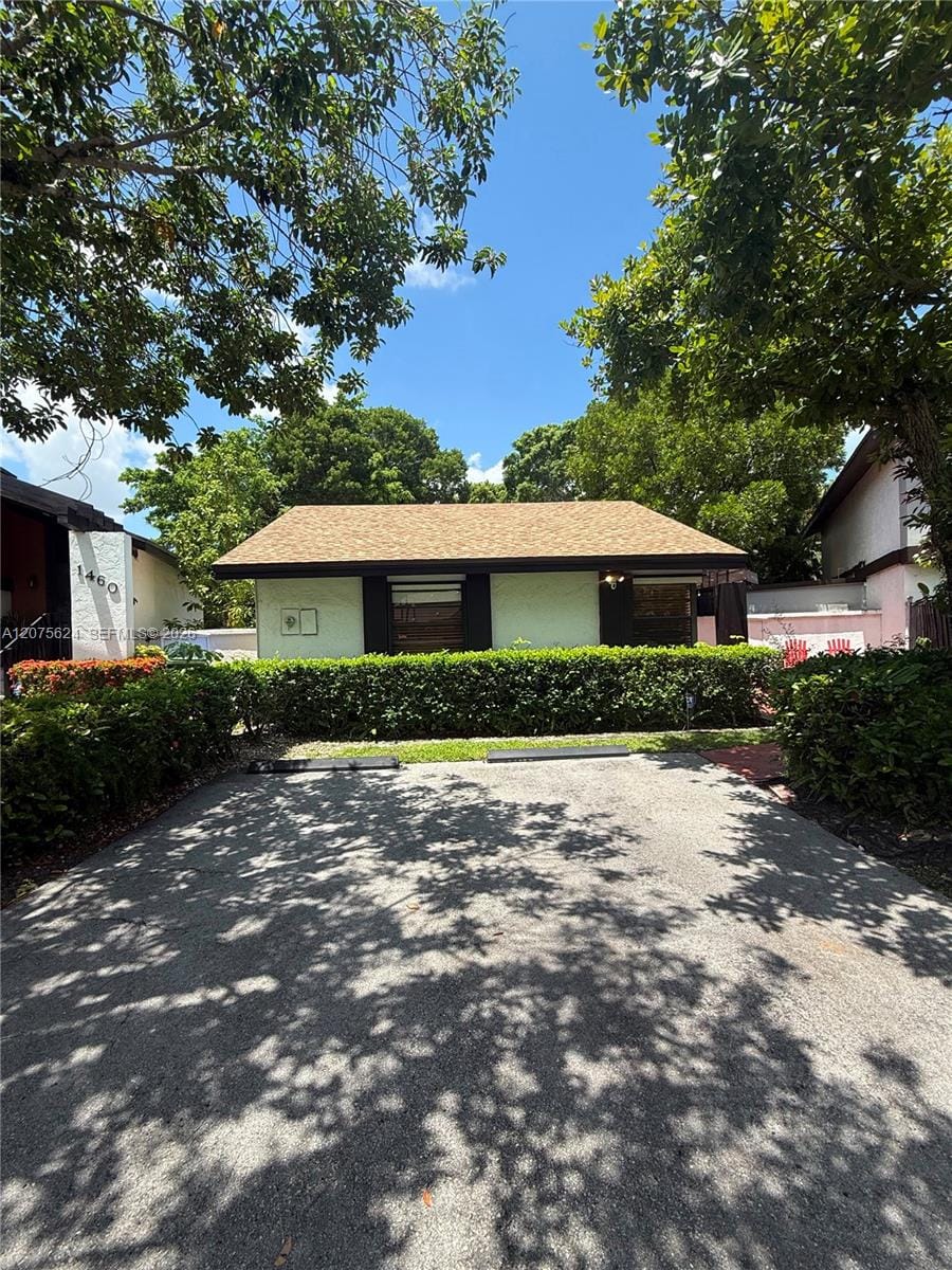 1470 Flamingo Court, Pembroke Pines, FL 33026