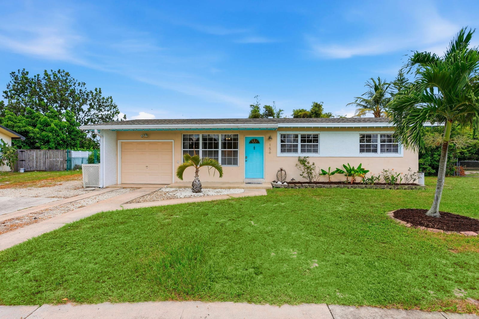156 Granada Drive, Palm Springs, FL 33461 photo 18