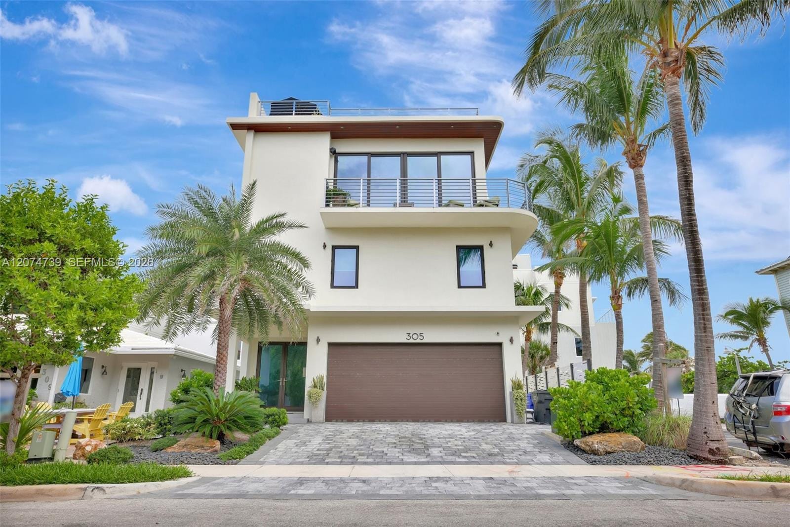 305 Oak Street, Hollywood, FL 33019